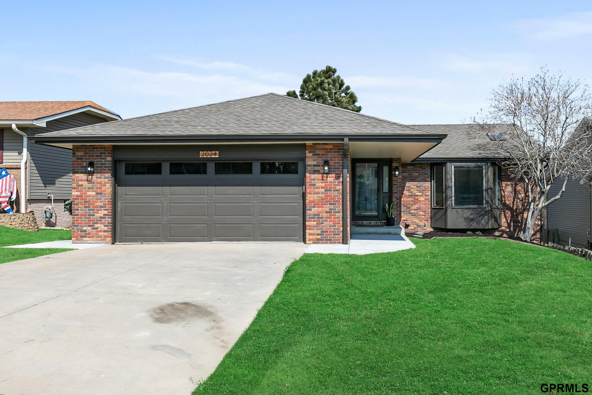 Photo of 2024 Independence Drive Lincoln NE 68521