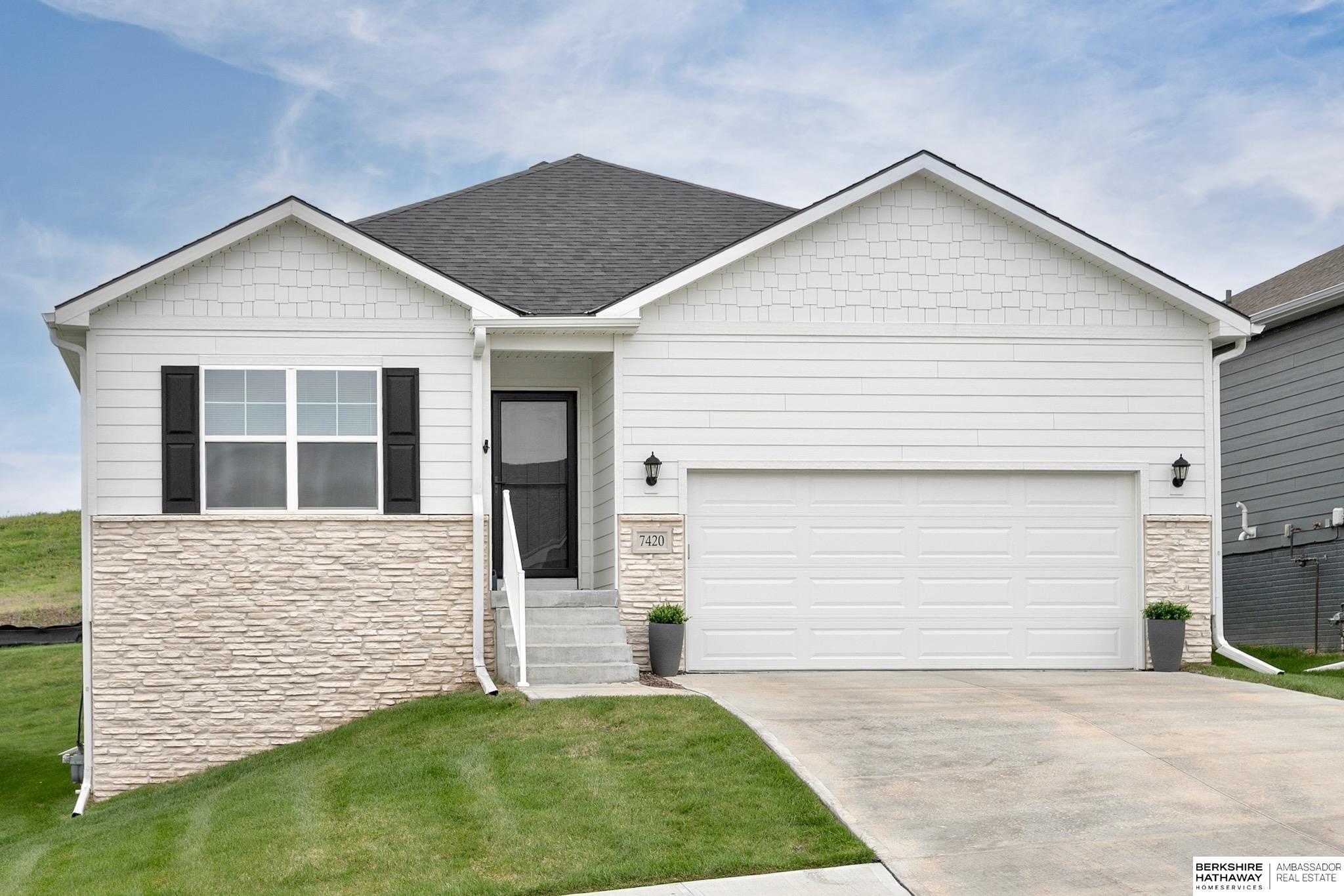 Photo of 7420 N 175th Circle Bennington NE 68007