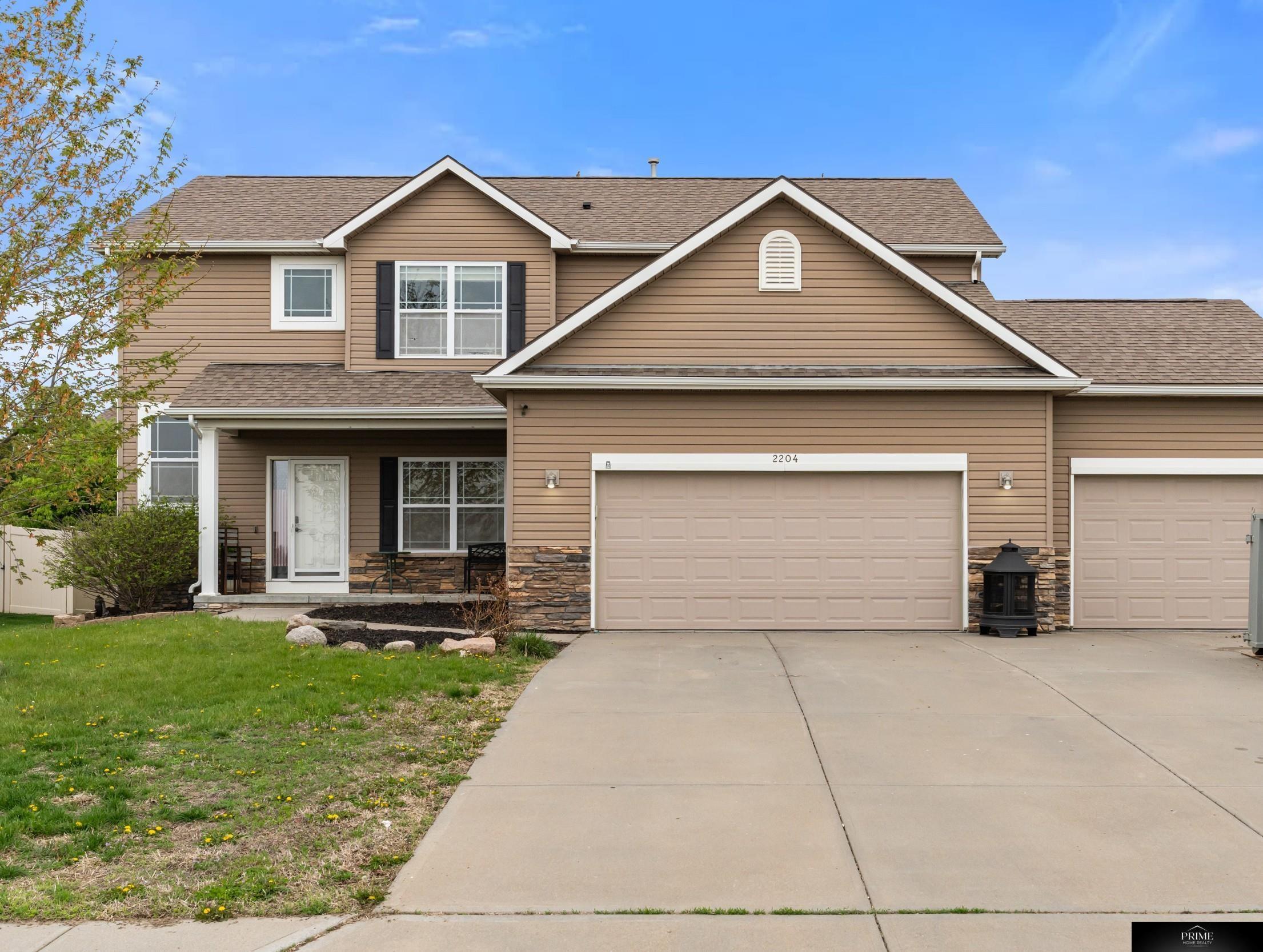 Photo of 2204 Hummingbird Drive Bellevue NE 68123