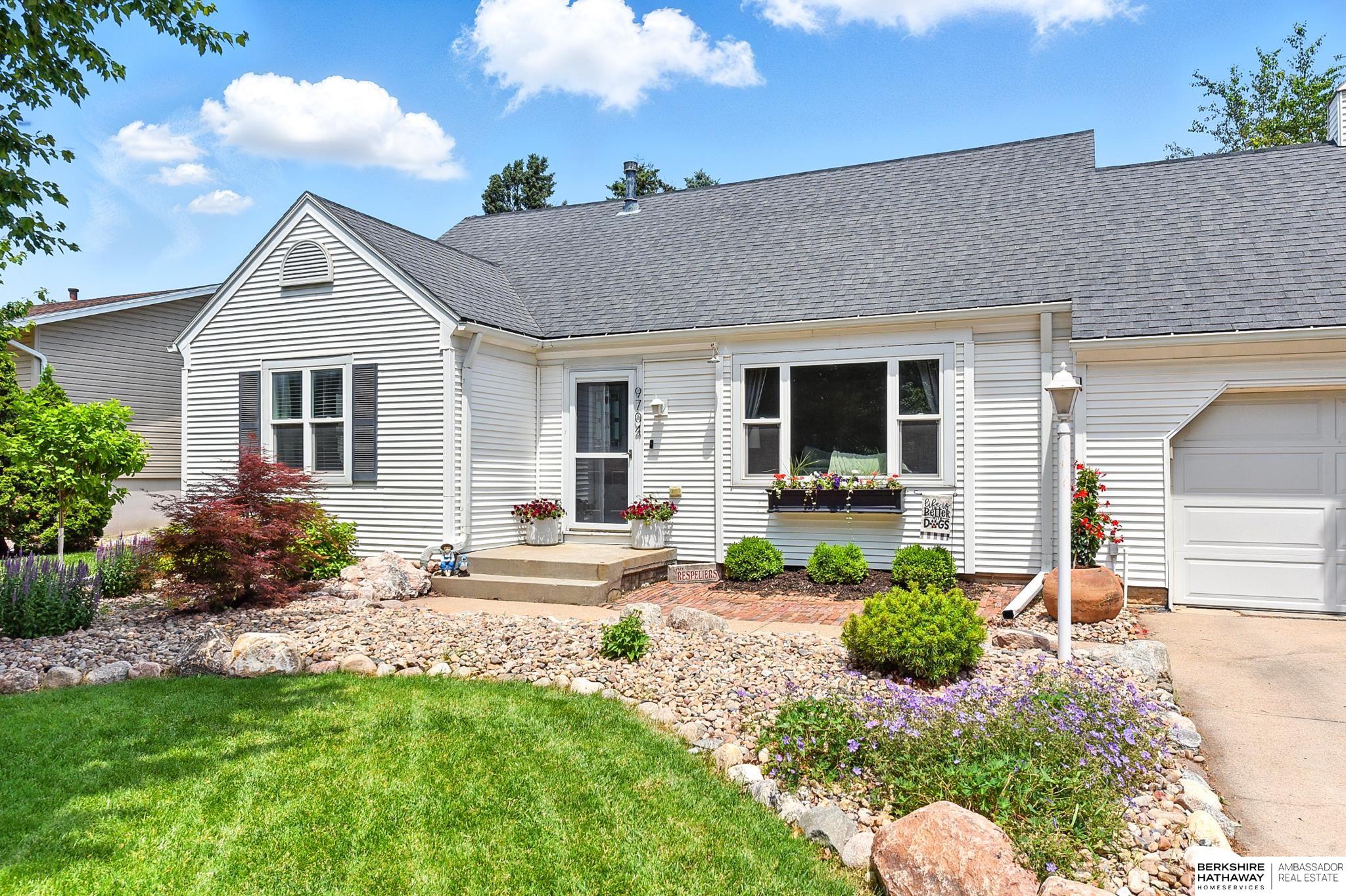 Photo of 9704 Erskine Street Omaha NE 68134