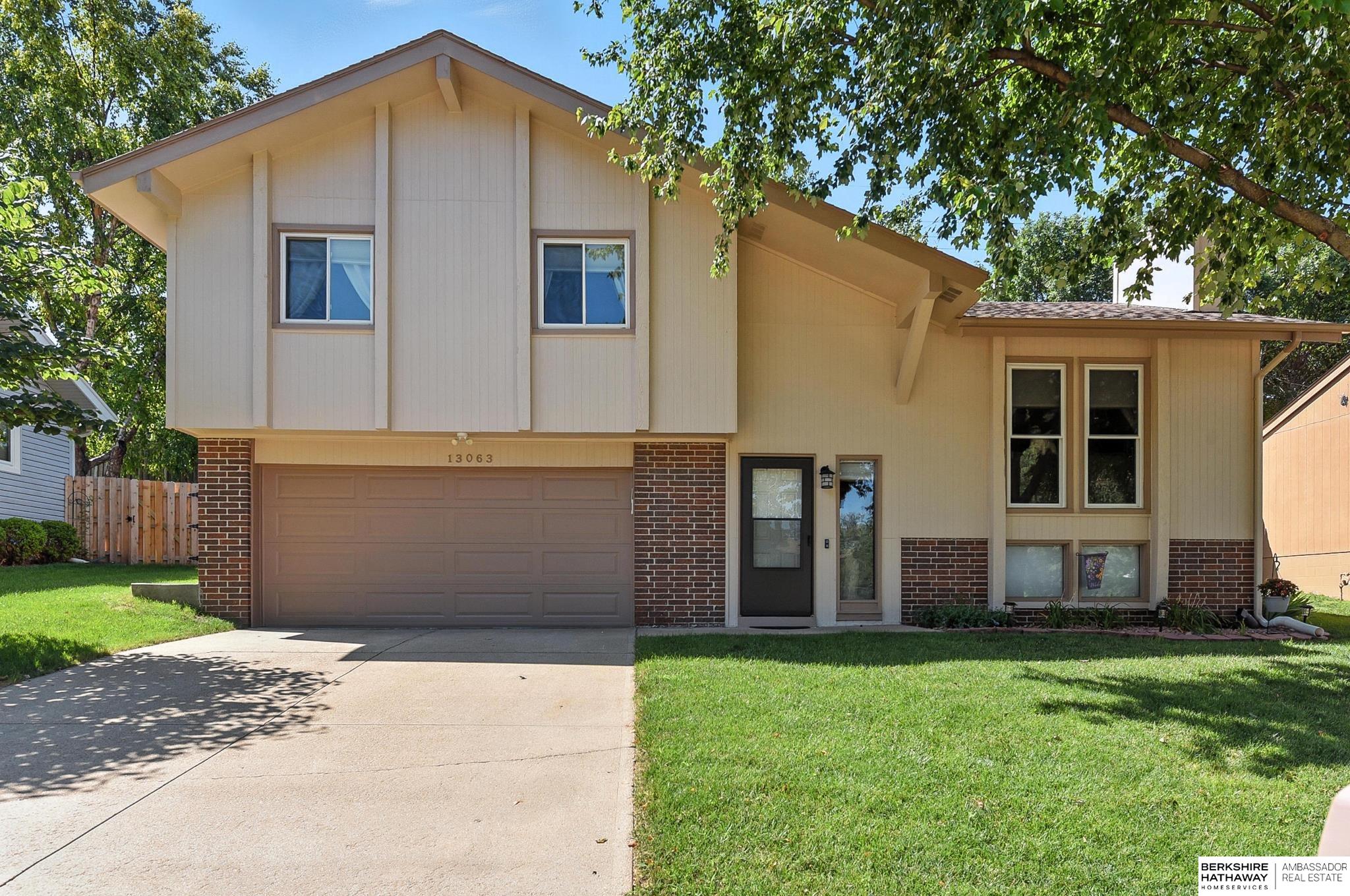Photo of 13063 Patrick Circle Omaha NE 68164