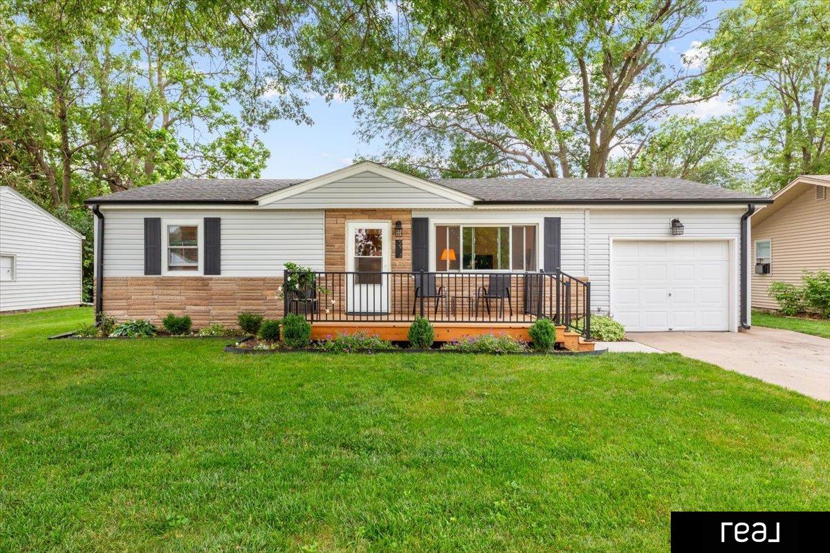 Photo of 213 Highland Drive Gretna NE 68028
