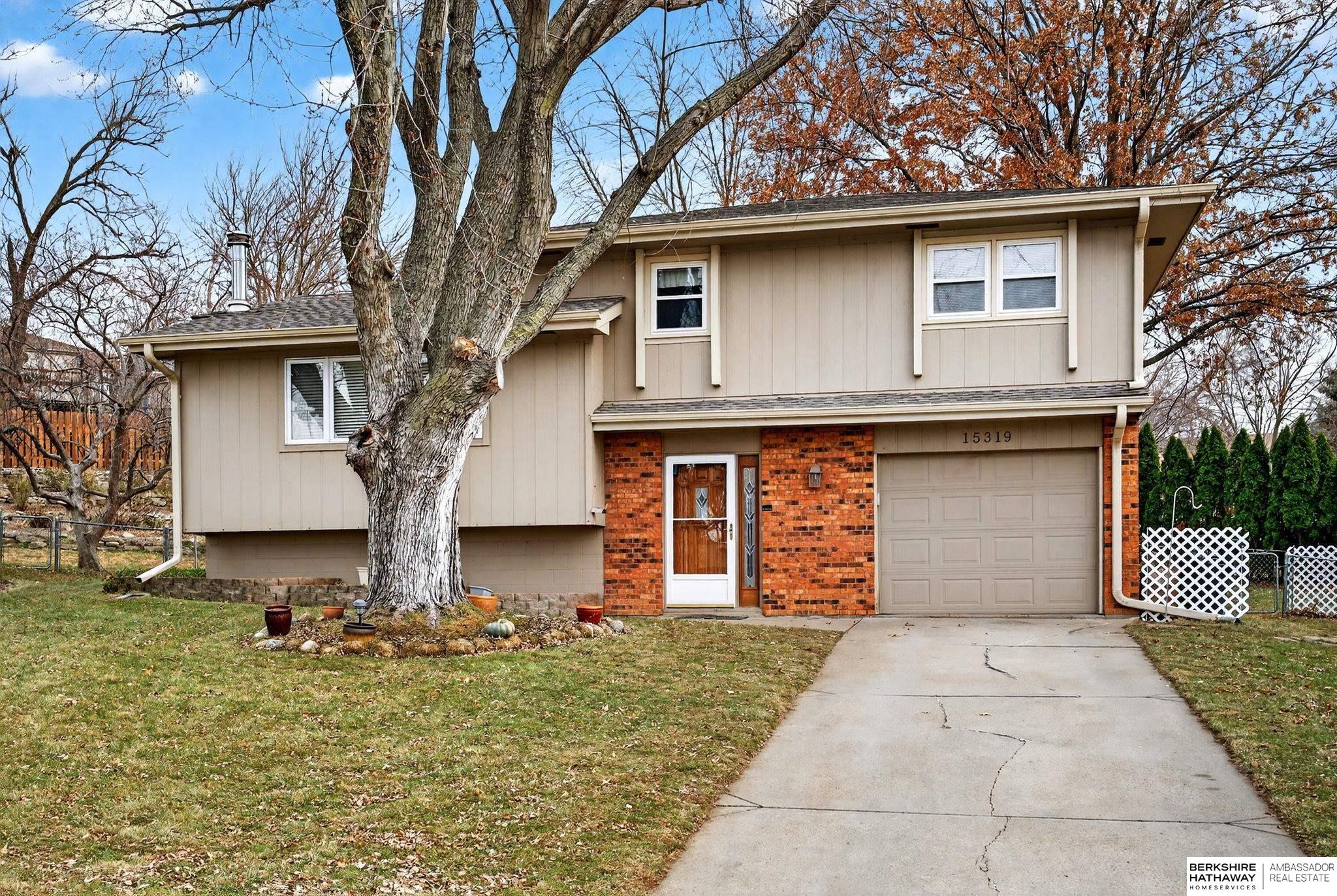 15319 Sarpy Circle, Omaha