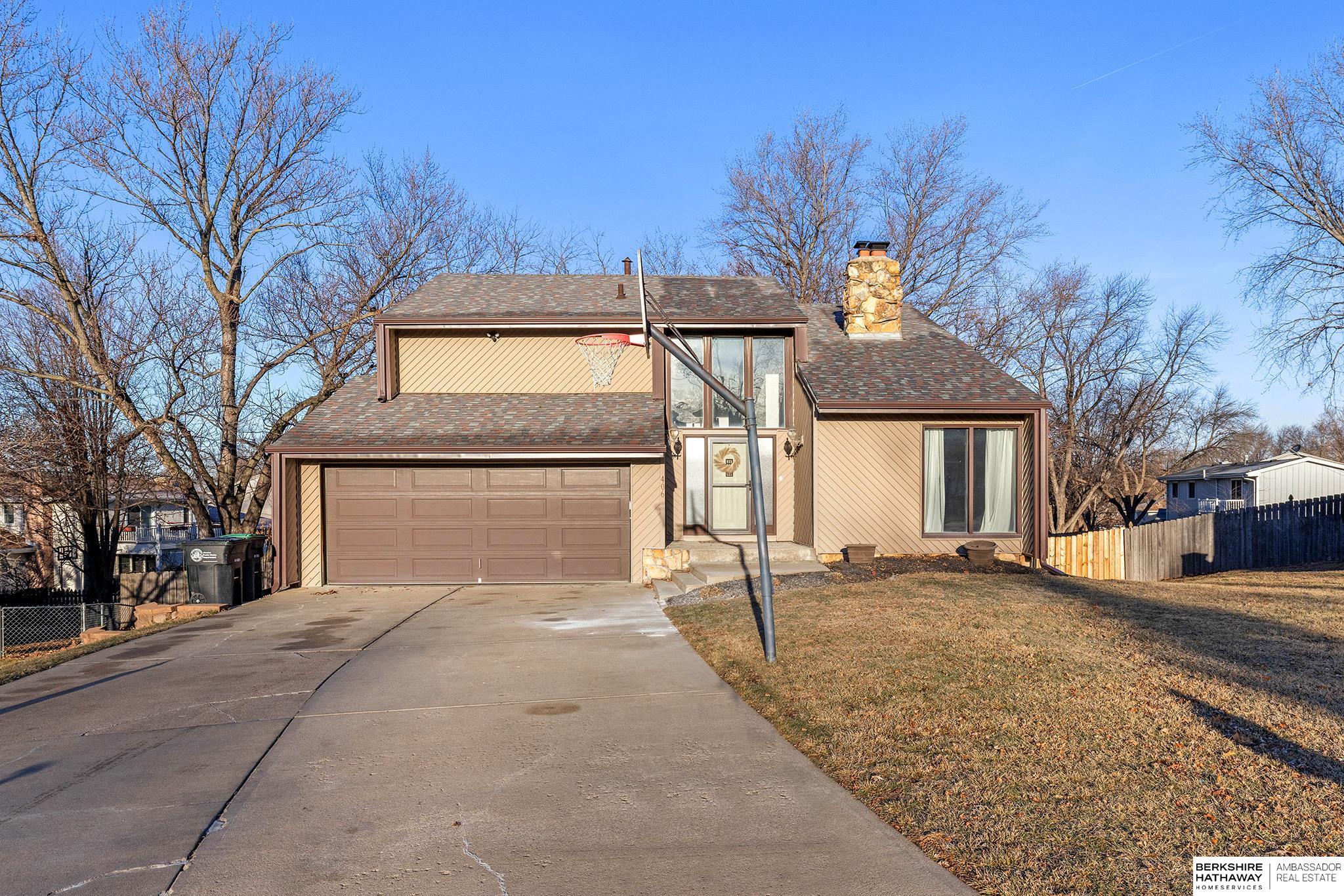 Photo of 406 S 150th Circle Omaha NE 68154
