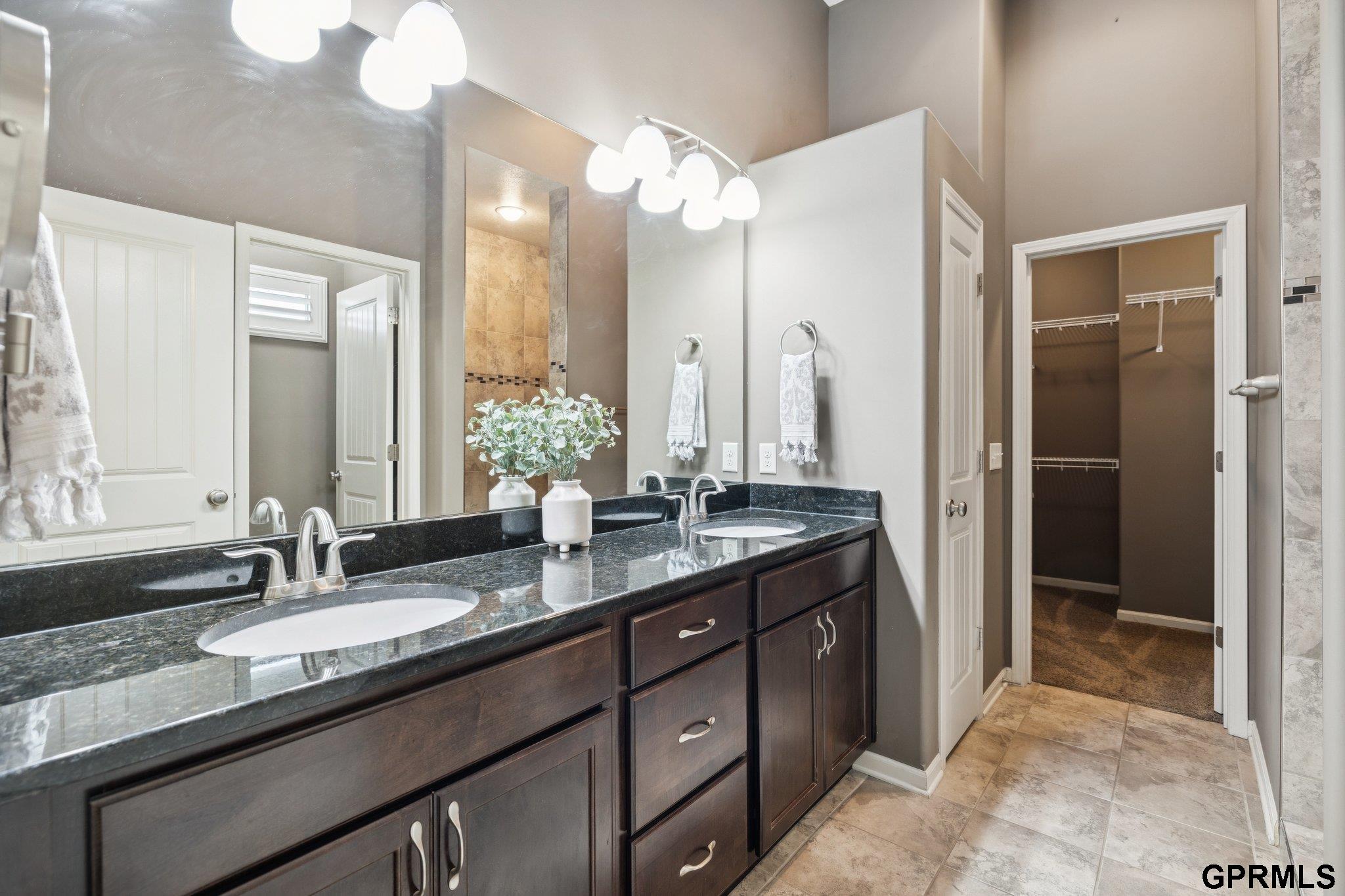 18601 Mason Street, Elkhorn, NE, 68022