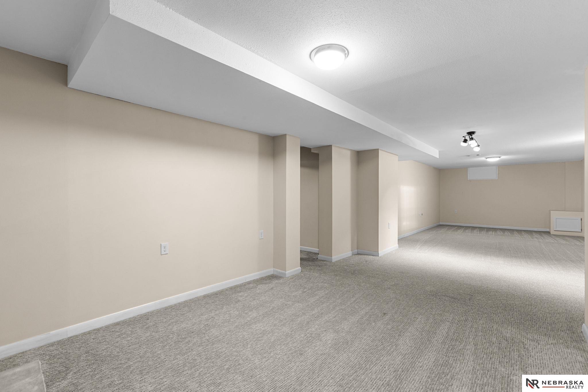 7302 Grover Street, Omaha, NE, 68124