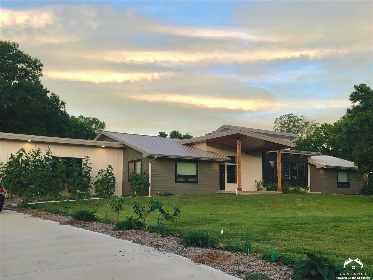 502 Country Club Lawrence Ks 66049 Lawrence Ks Real Estate Teamham Com