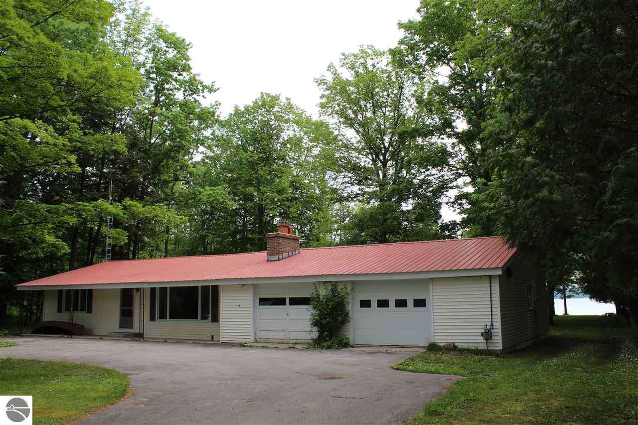 Torch Lake Homes For Sale Torch Lake Waterfront Properties Kathy