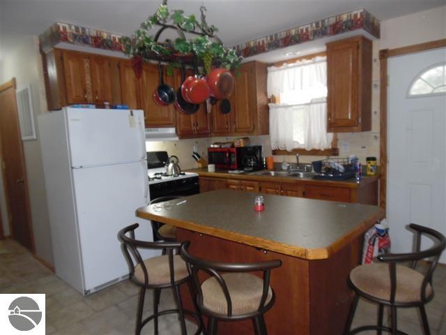 10116 E 7 Mile Road, Luther, MI 49656 photo 17 of 28