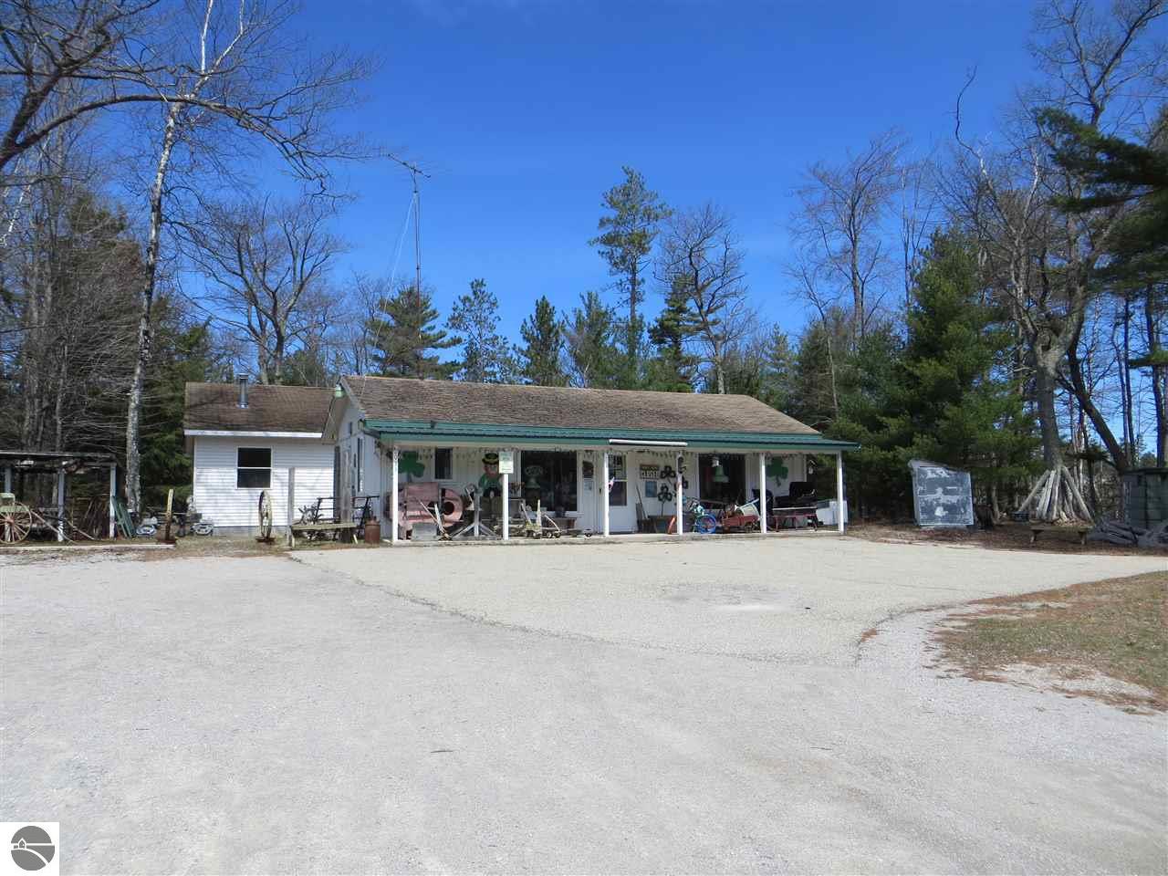 2083 N US23 Oscoda, MI 48750 119,000