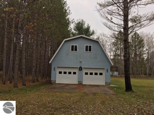 5507 S Kings Highway, Chase, MI 49623 photo 6 of 38