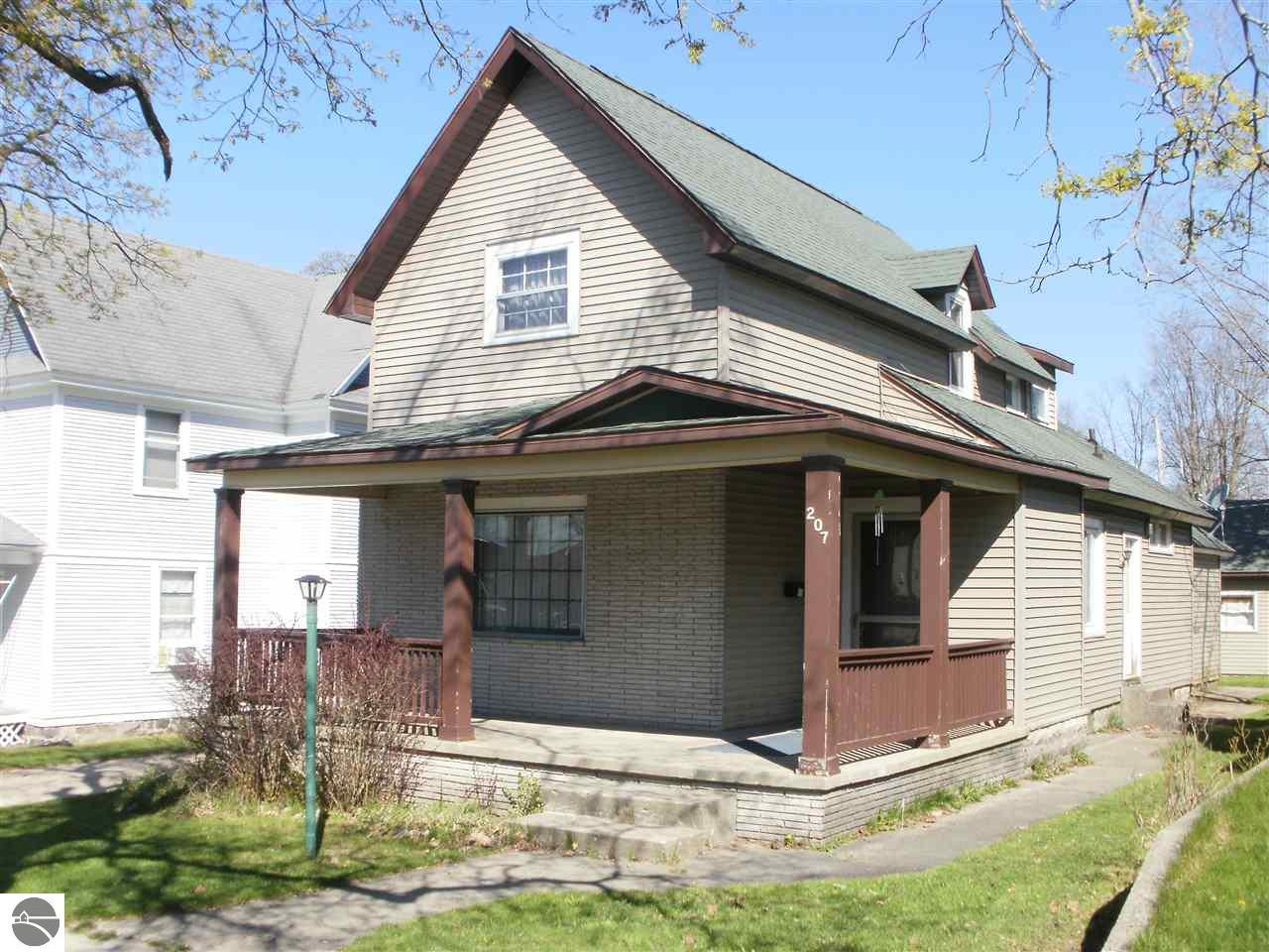 207 E Nelson Street, Cadillac, MI 49601 photo 19 of 19