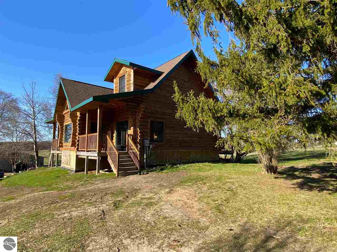 Home Northwest MI Real Estate