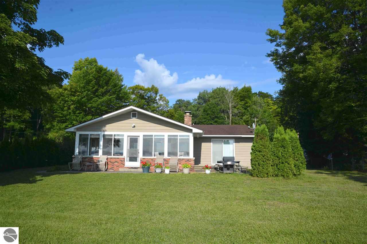 Elk Lake Property for Sale Elk Lake Waterfron Real Estate Kathy