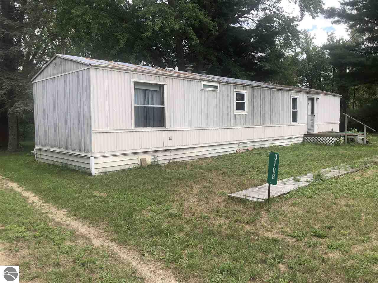 3108 Second Street Weidman Mi 48893 Property Professionals Real Estate