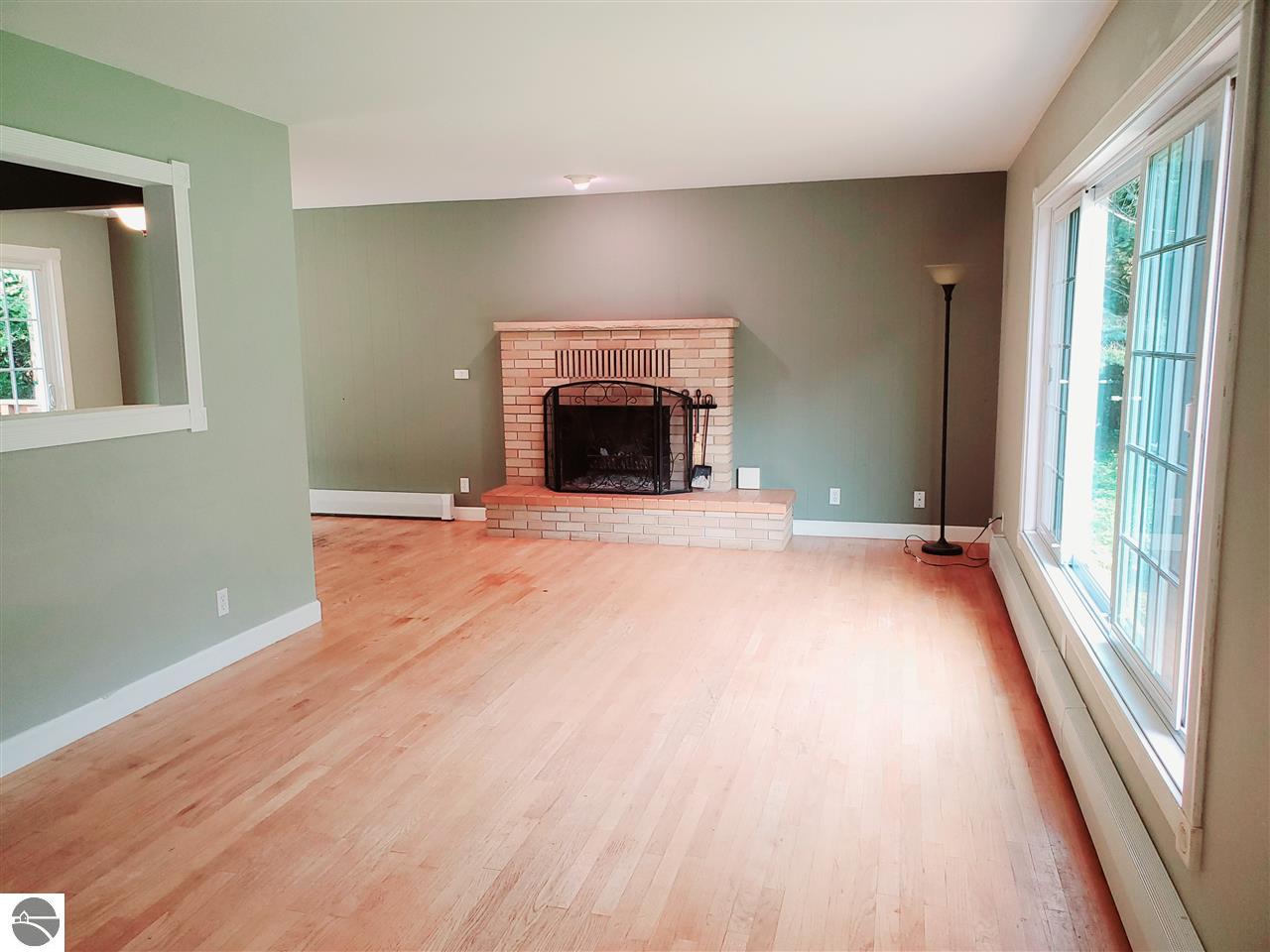 Traverse City Hardwood Floor Installation Refinishing Services