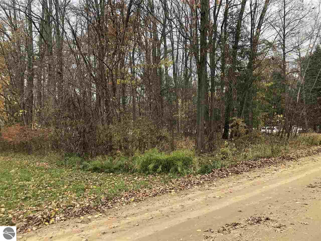 7942 N Airpark Road Weidman Mi 48893 Property Professionals Real Estate