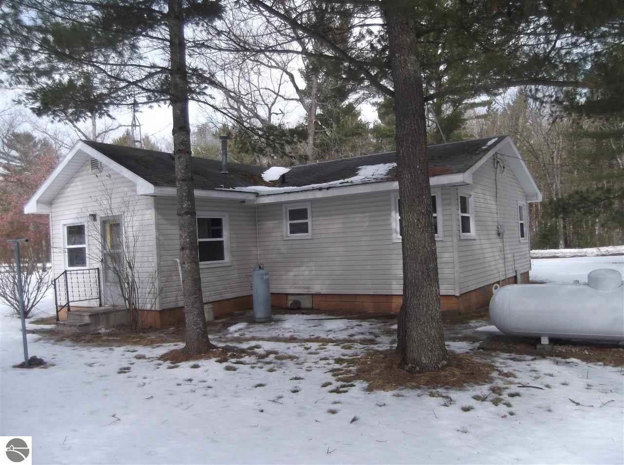 3869 Winn Road Glennie, MI 48737 74500
