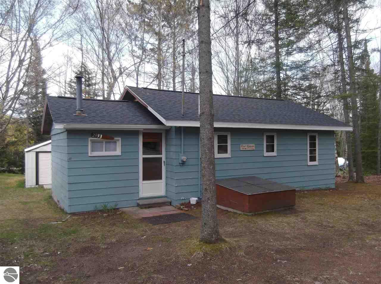 2933 Northern Drive Glennie, MI 48737 57900