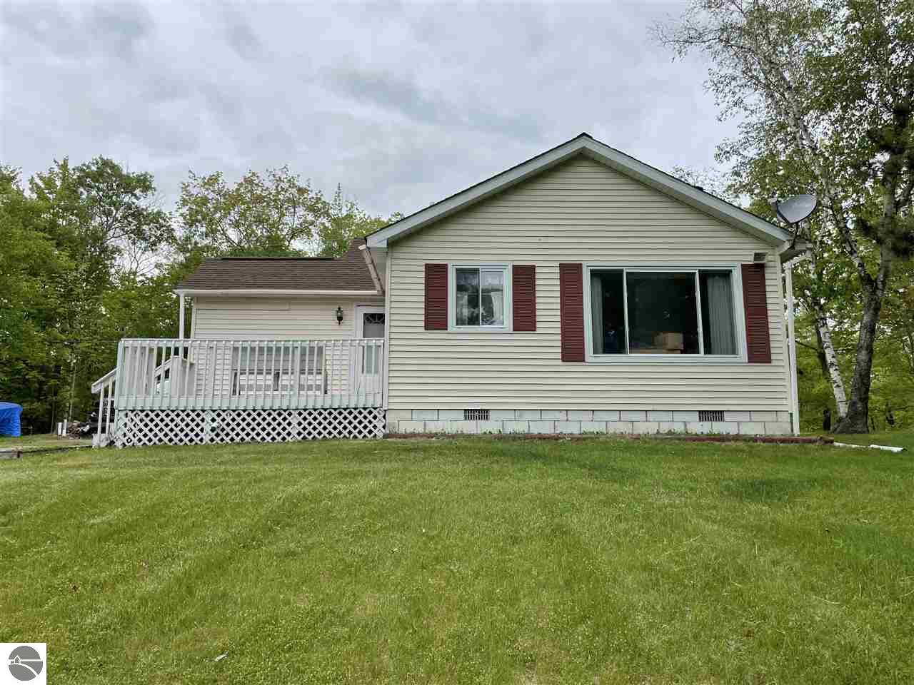 3096 Lewis Drive Lupton, MI 48635 139900