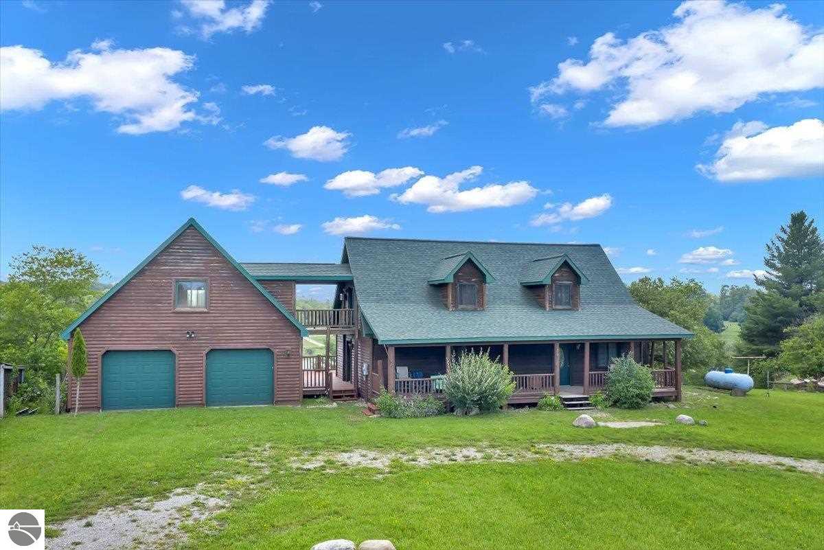 4843 Bamfield Road Glennie, MI 48737 325000