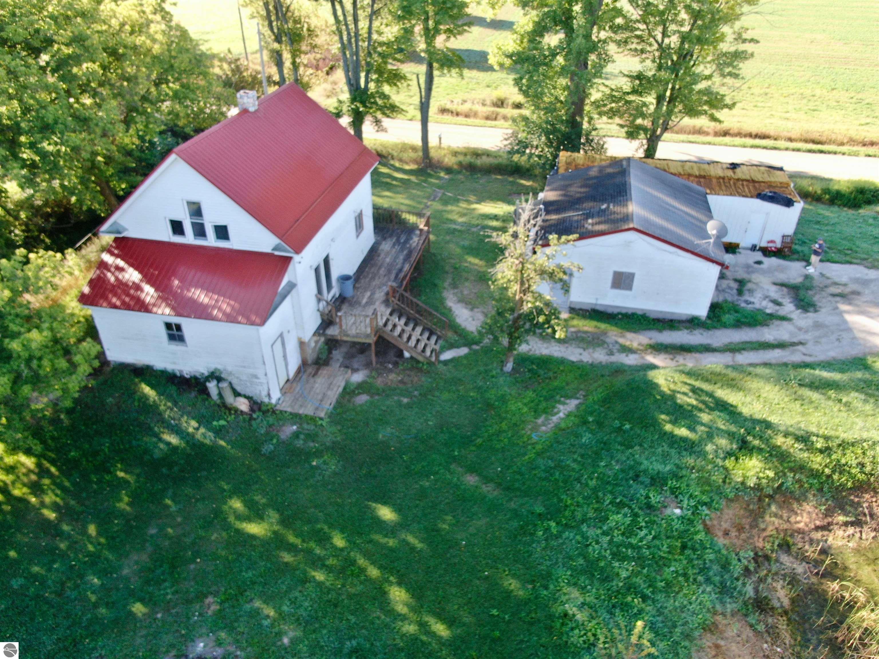 2631 THAUT ROAD, AU GRES, MI 48703 Arenac Realty Co. Pete Stanley