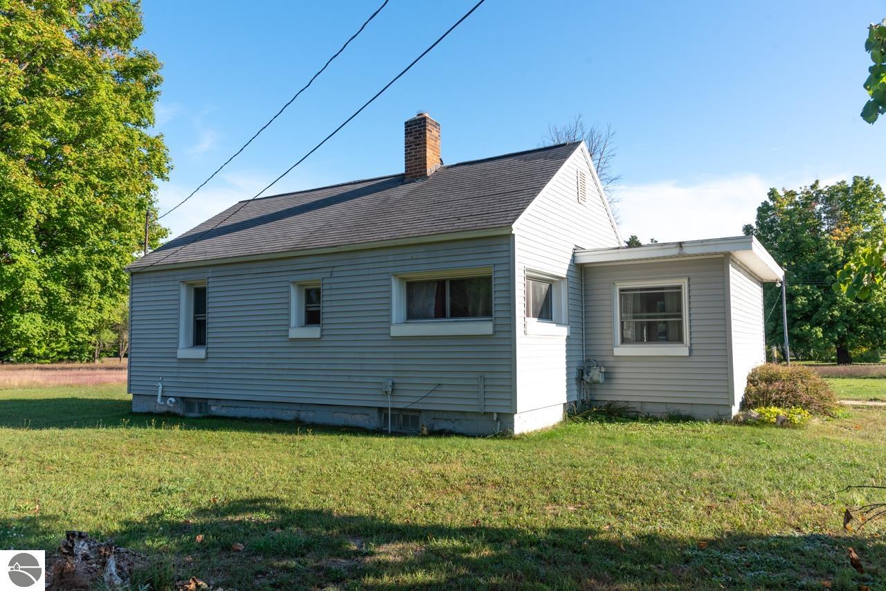 407 S Maple, Mancelona, MI 49659 — Photo 2