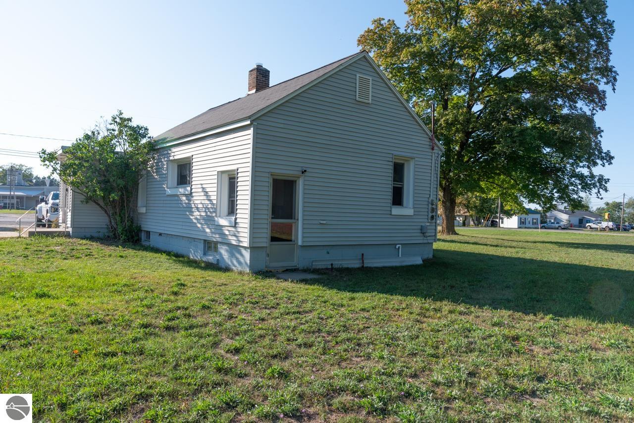 407 S Maple, Mancelona, MI 49659 — Photo 3
