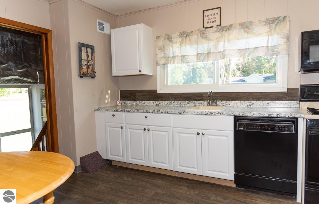 407 S Maple, Mancelona, MI 49659 — Photo 6
