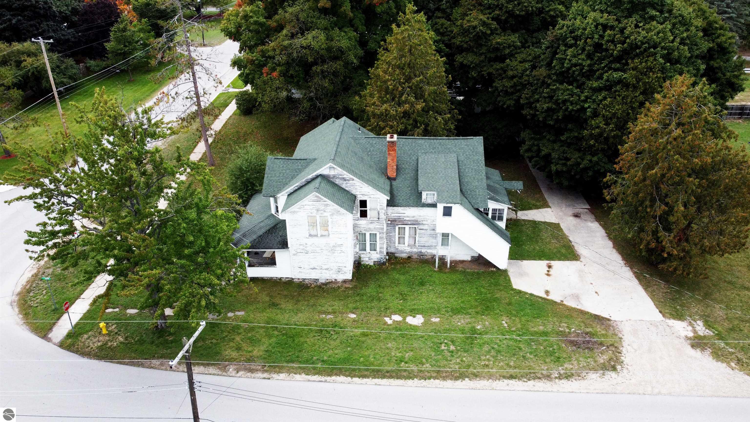 302 W Dresden Street Kalkaska, MI 496467917 135000