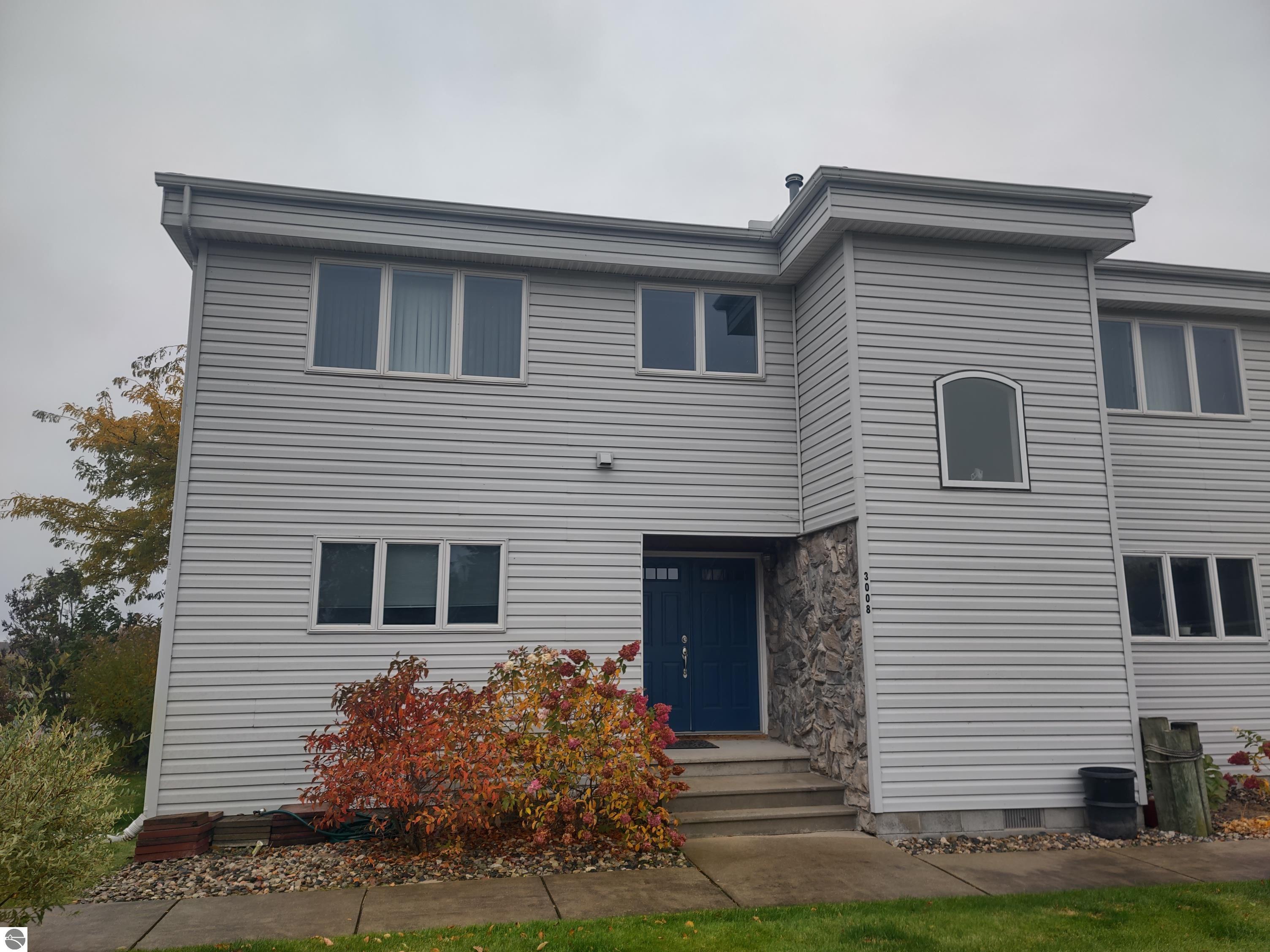 3008 E MIDSHIPMAN DRIVE, AU GRES, MI 48703 Arenac Realty Co. Pete