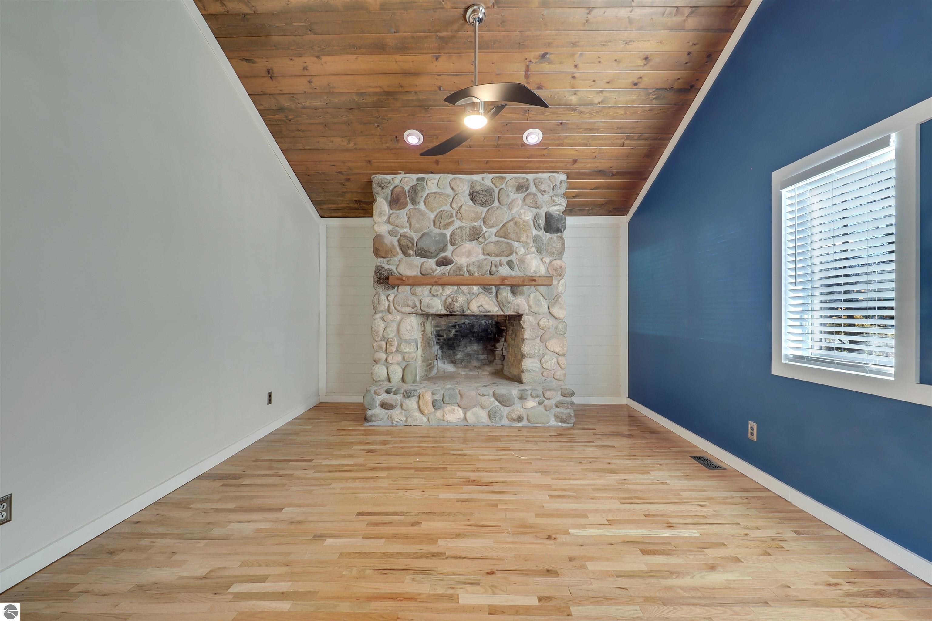 316 S Shabwasung, Northport, MI 49670 — Photo 29