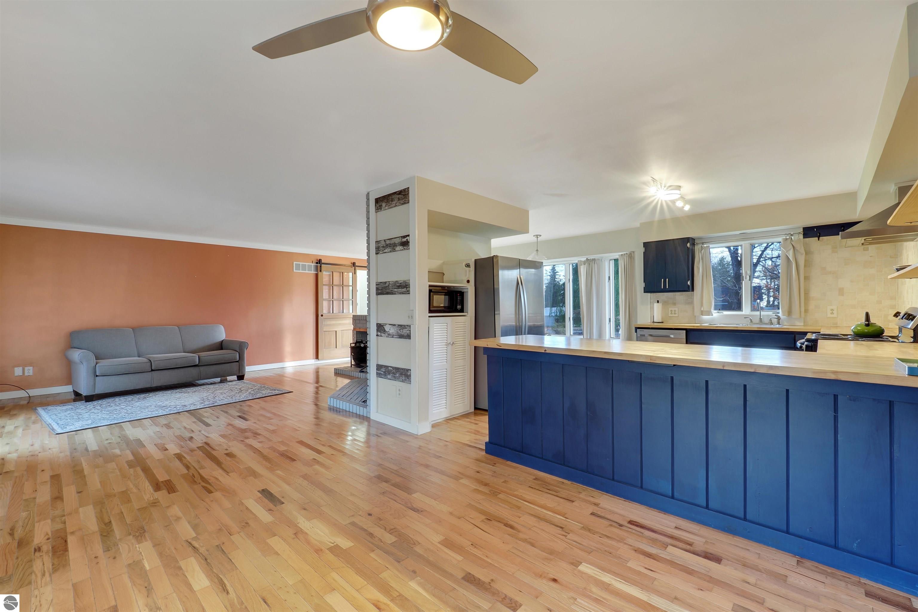 316 S Shabwasung, Northport, MI 49670 — Photo 10