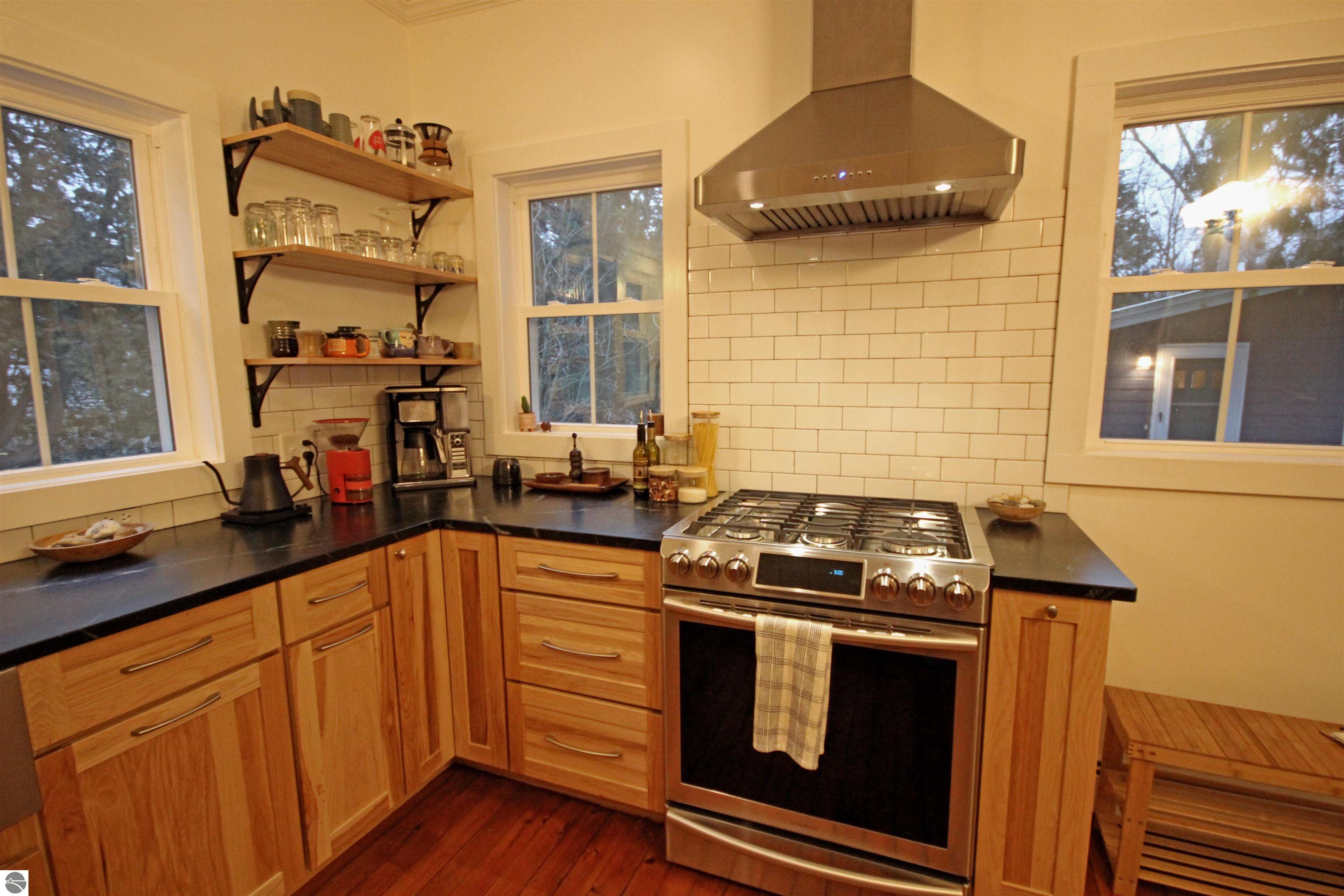 107 W Smith Street, Northport, MI 49670 — Photo 11