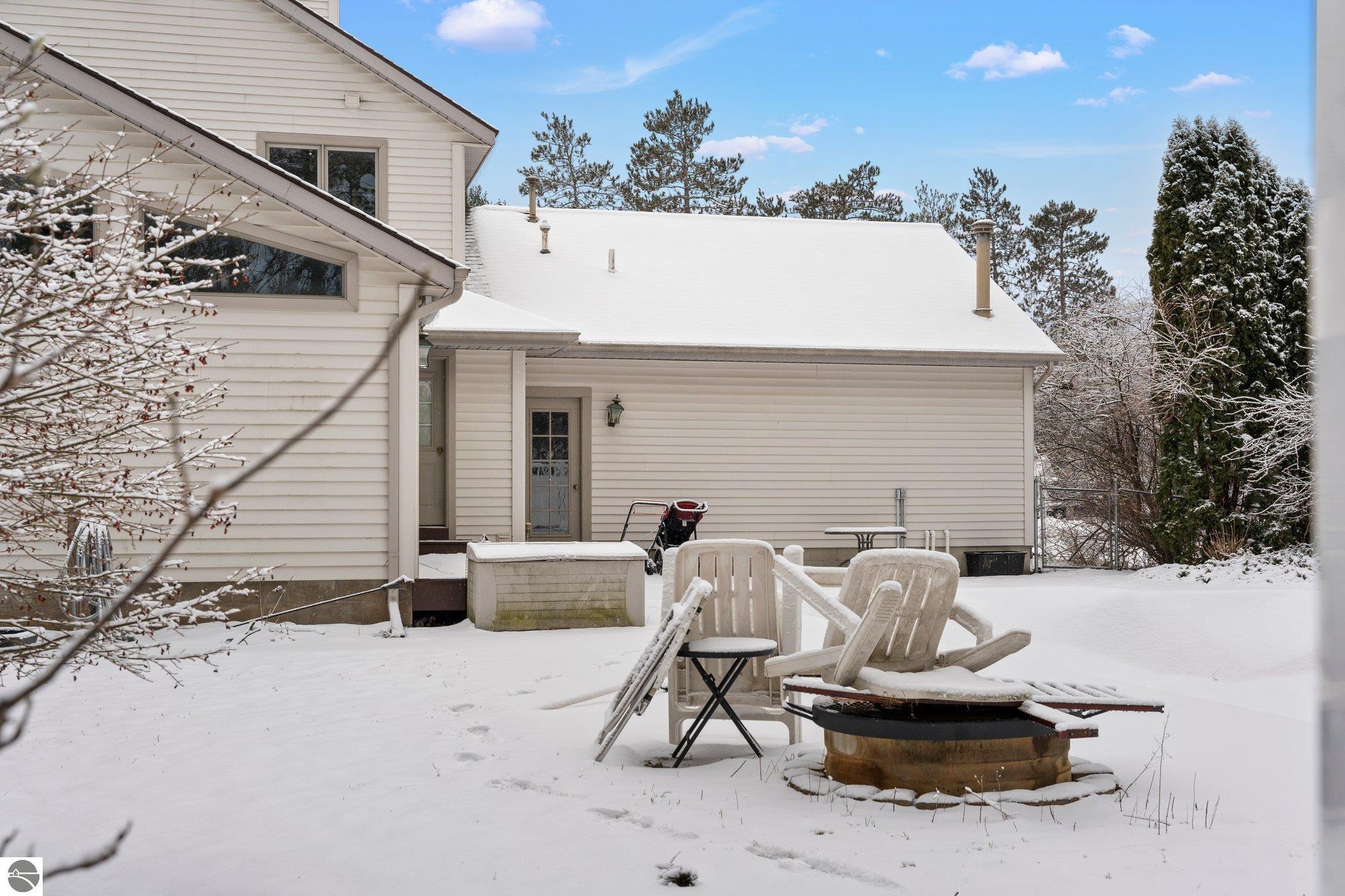 659 Chickadee Lane, Kingsley, MI 49649 — Photo 10