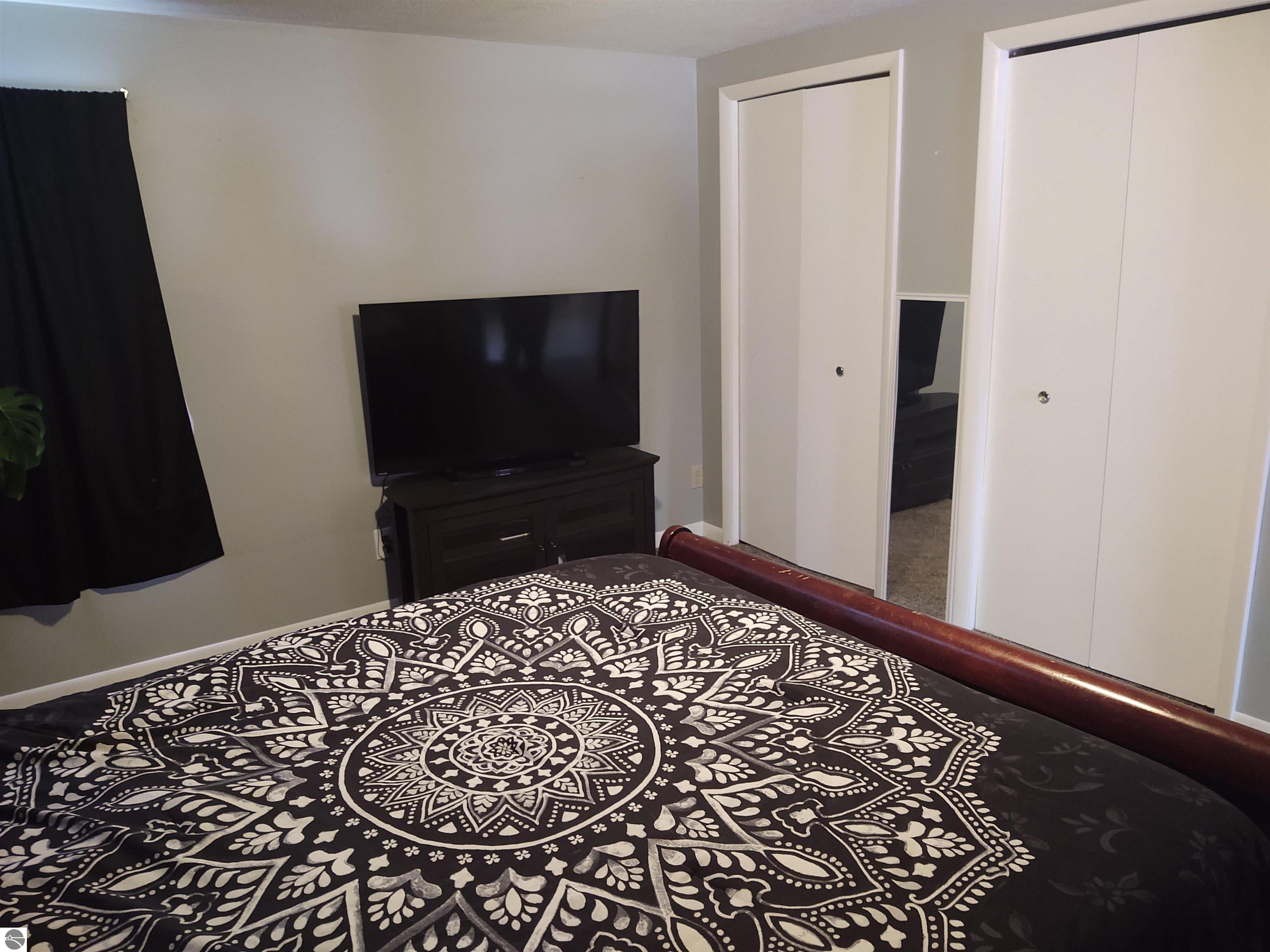 401 Monroe, Mancelona, MI 49659 — Photo 14
