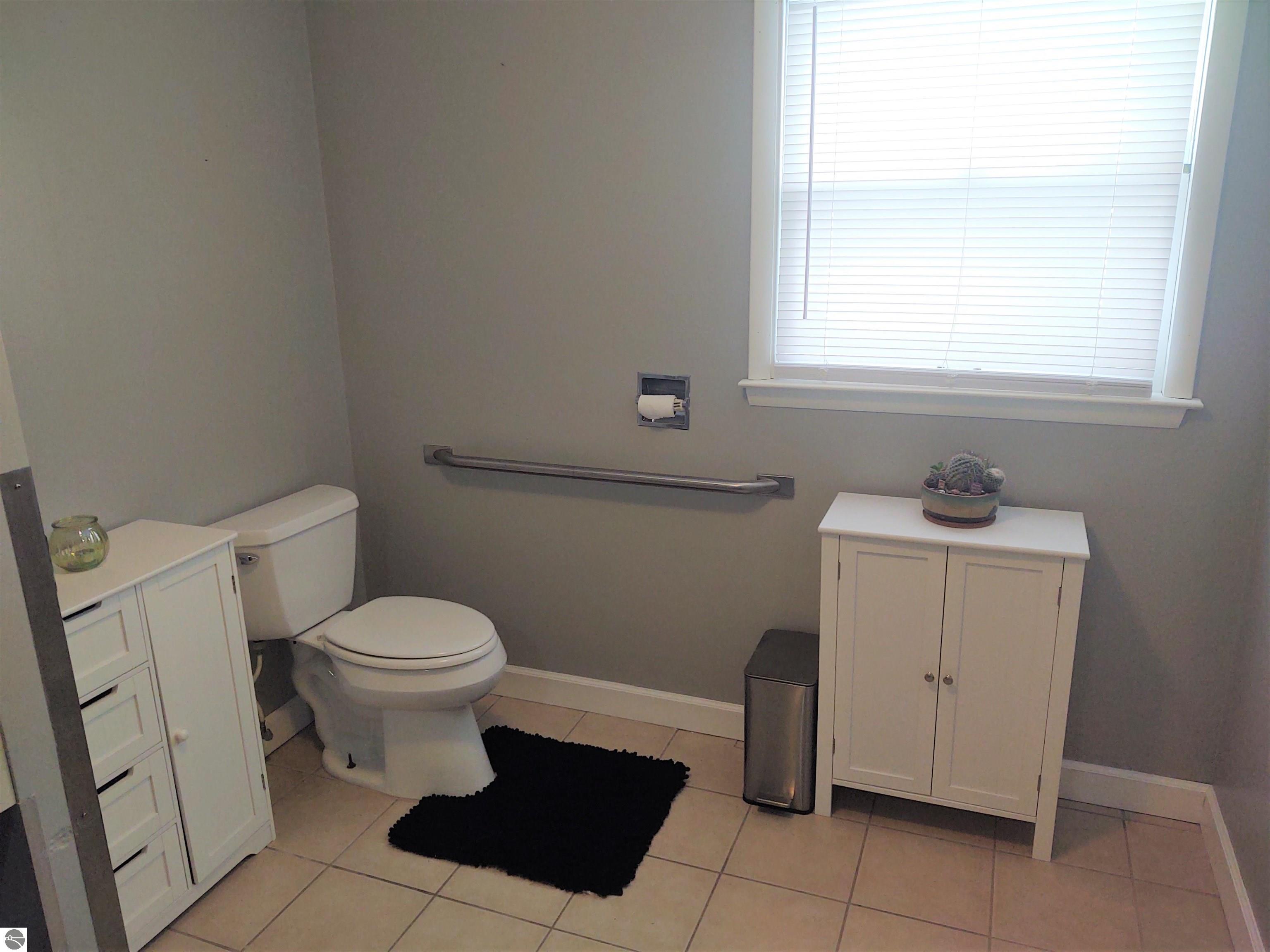 401 Monroe, Mancelona, MI 49659 — Photo 16
