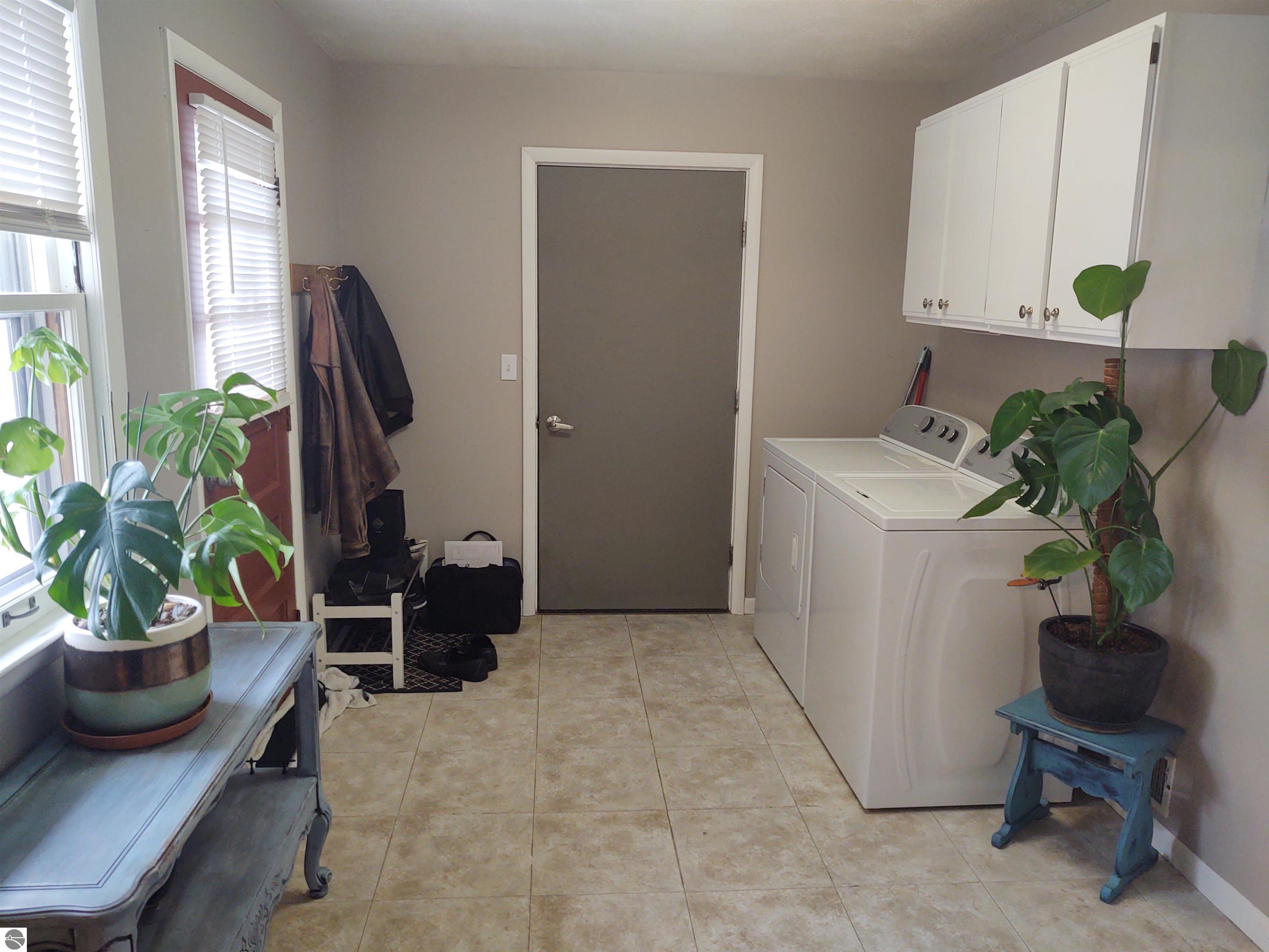 401 Monroe, Mancelona, MI 49659 — Photo 20