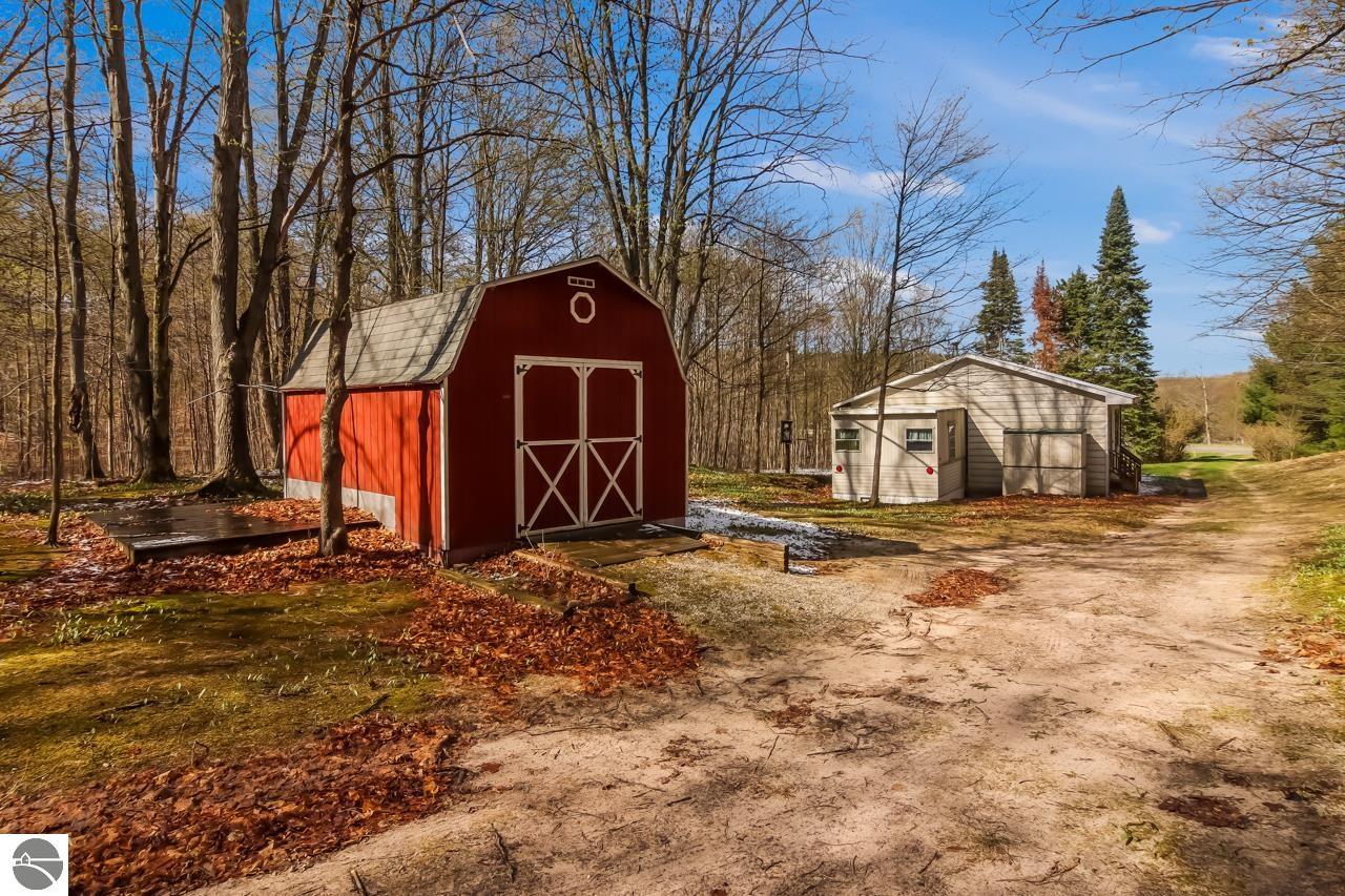 12615 Marilla Road, Copemish, MI 49625 photo 4 of 29