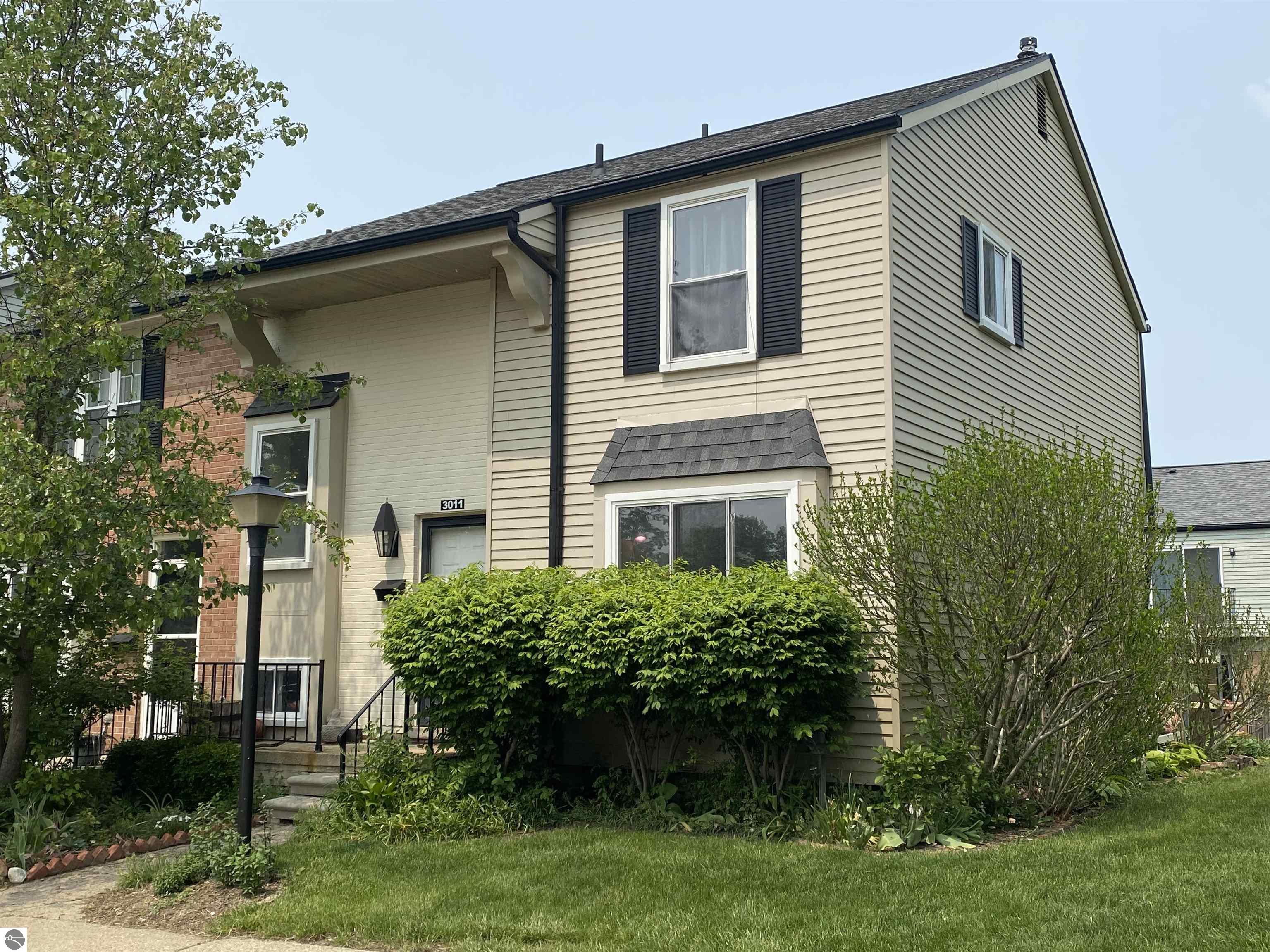 3011 Bolgos Circle, Ann Arbor, MI 48105 — front exterior
