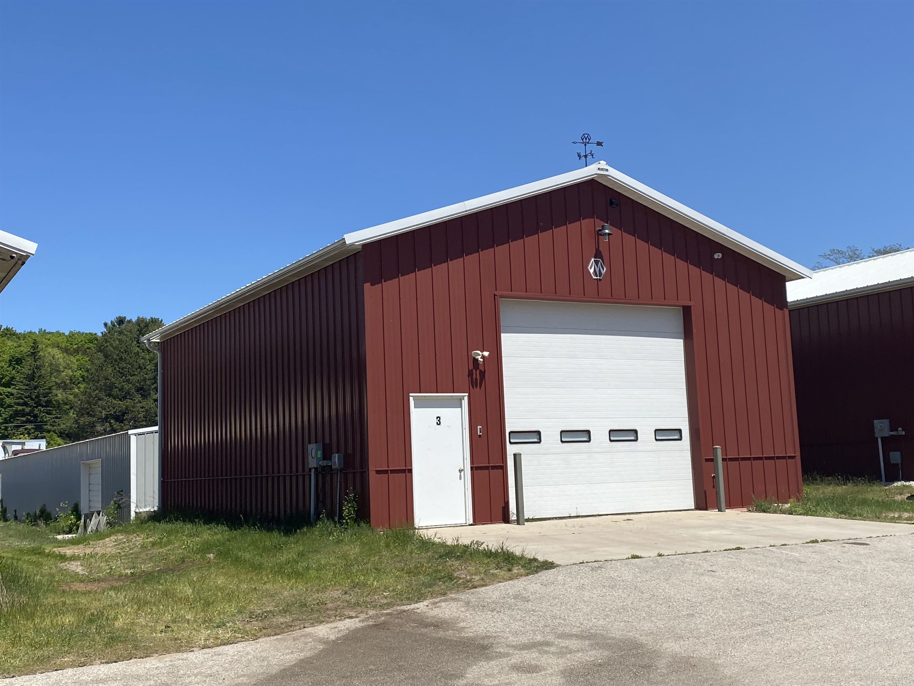 520 Parkview Lane, Frankfort, MI 49635