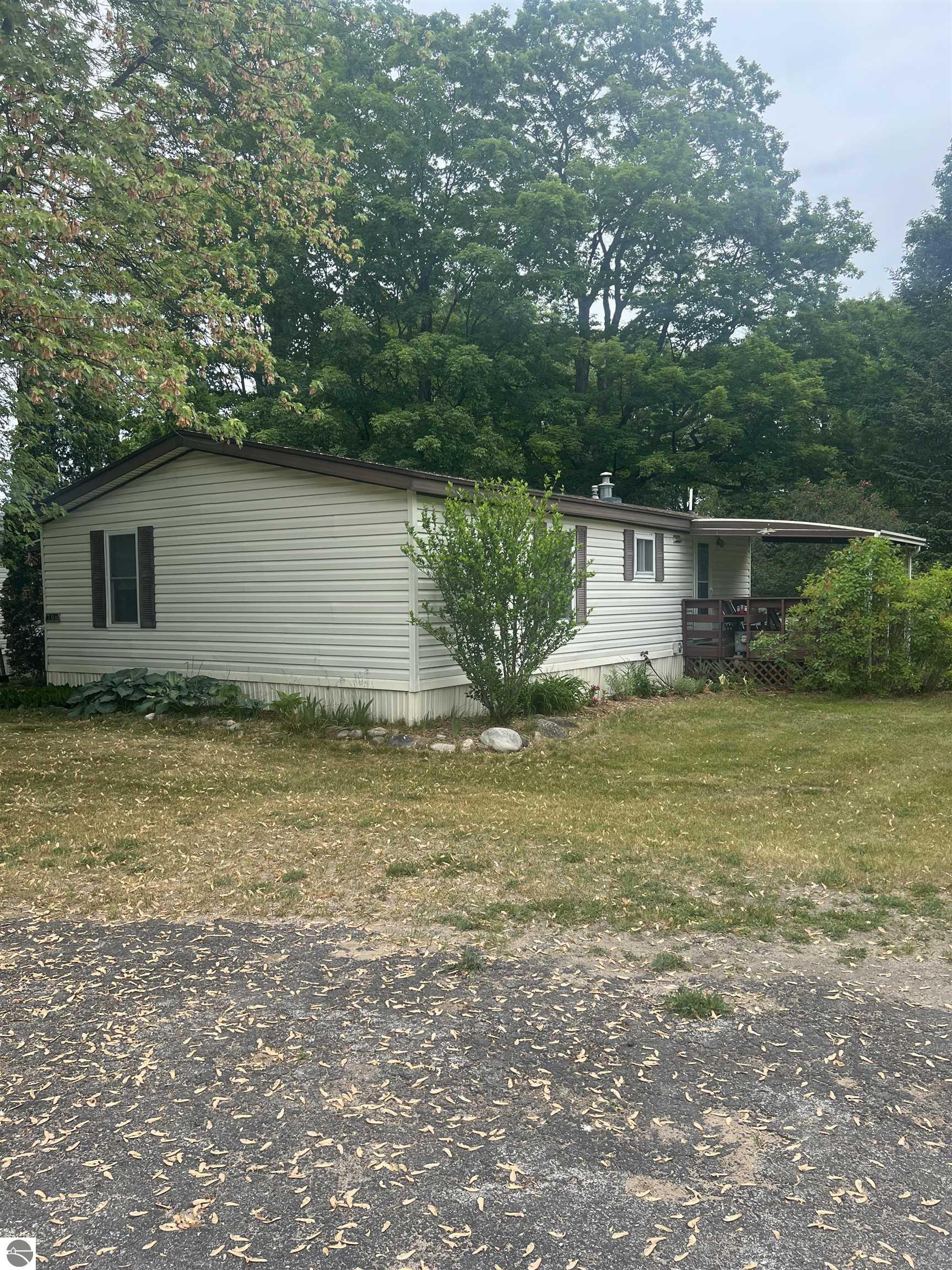 706 Golf View Circle, Elk Rapids, MI 49629 — Photo 27