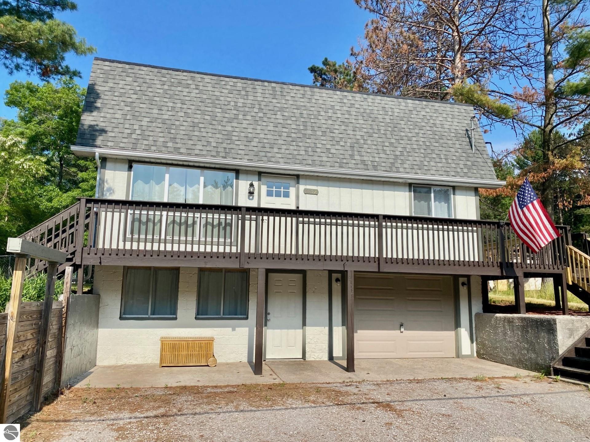 6752 CEDAR LAKE ROAD, OSCODA, MI 48750 Arenac Realty Co. Pete Stanley