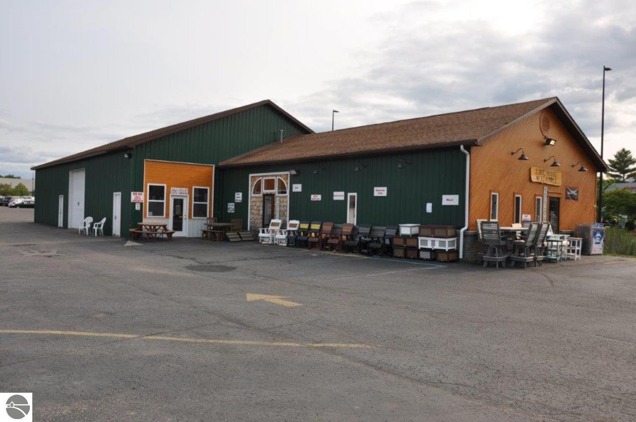 2121 W Houghton Lake Drive Prudenville MI
