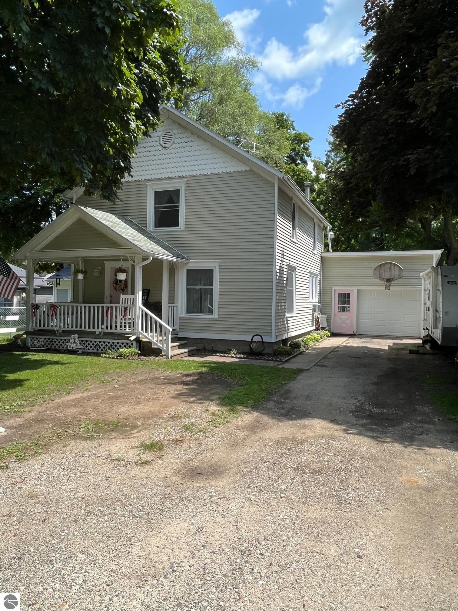 319 Fifth Street, Breckenridge, MI 48615 — Photo 30
