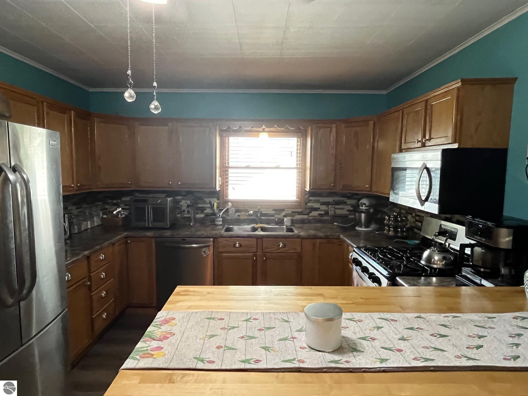 319 Fifth Street, Breckenridge, MI 48615 — Photo 5