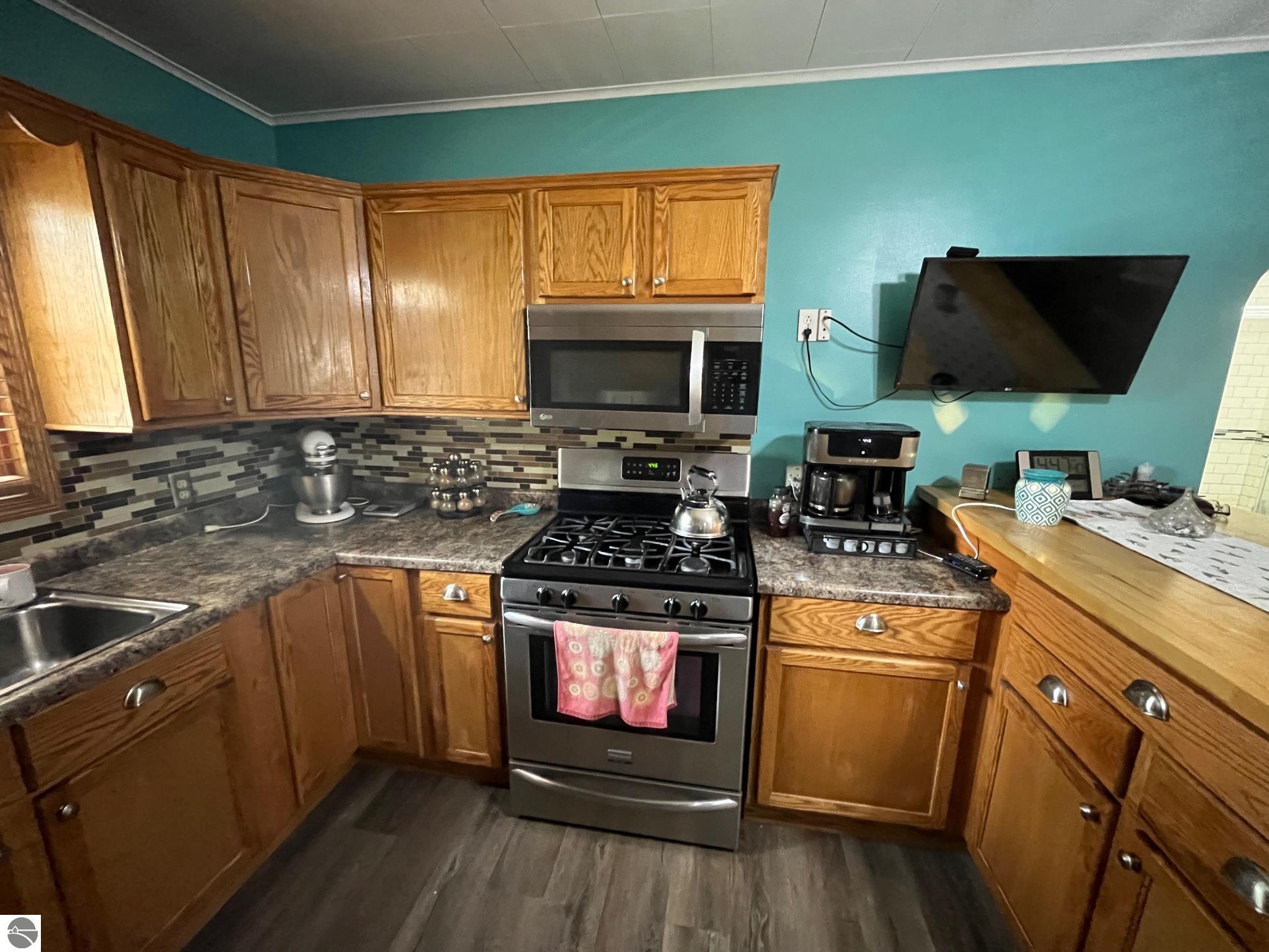 319 Fifth Street, Breckenridge, MI 48615 — Photo 6