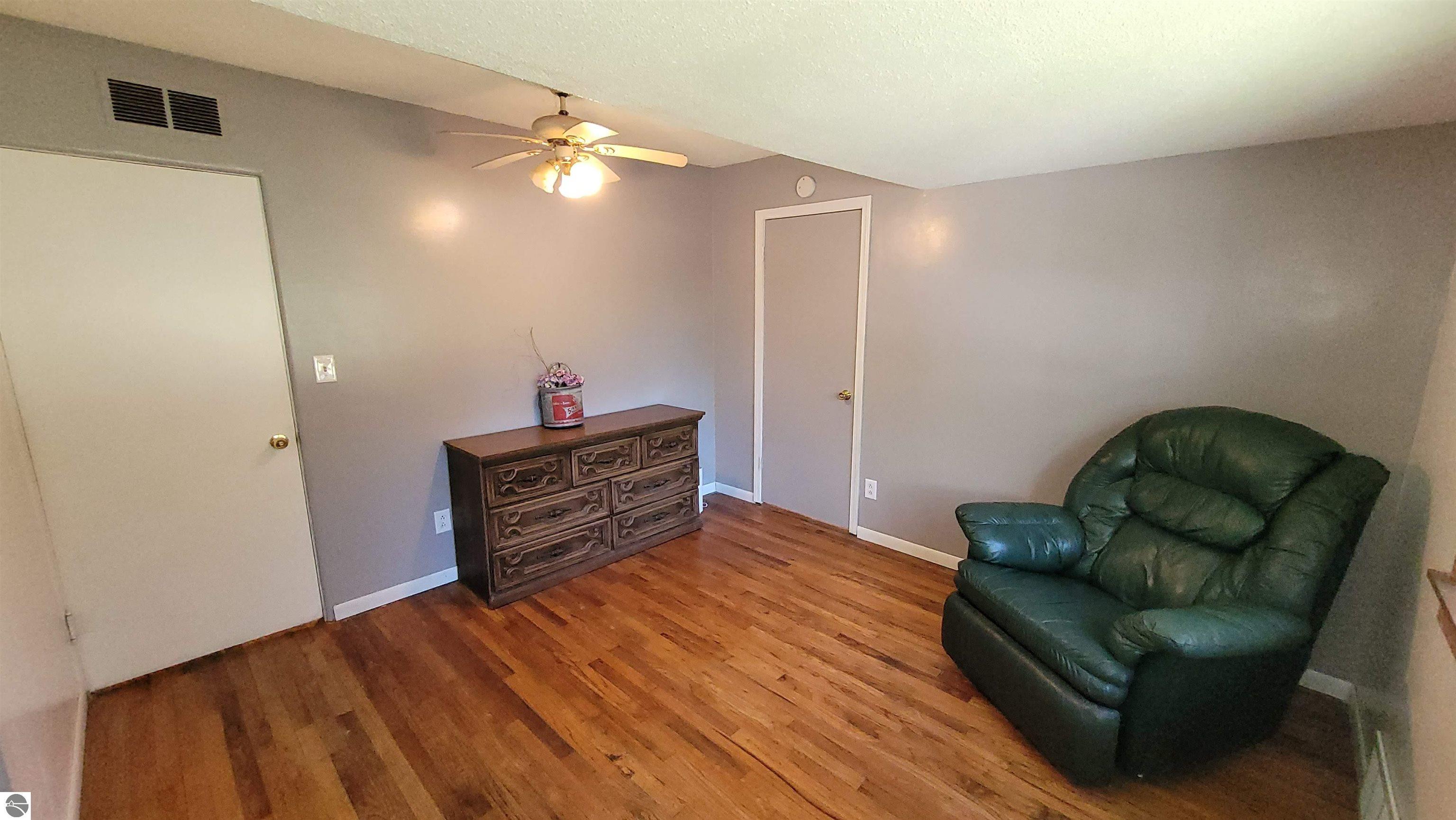 6740 Frankfort Highway, Benzonia, MI 49616 — Photo 20