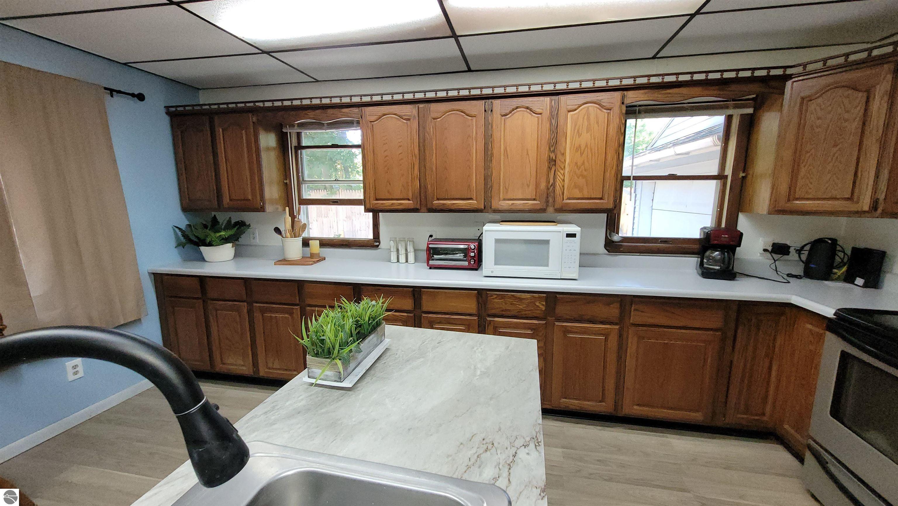 6740 Frankfort Highway, Benzonia, MI 49616 — Photo 7