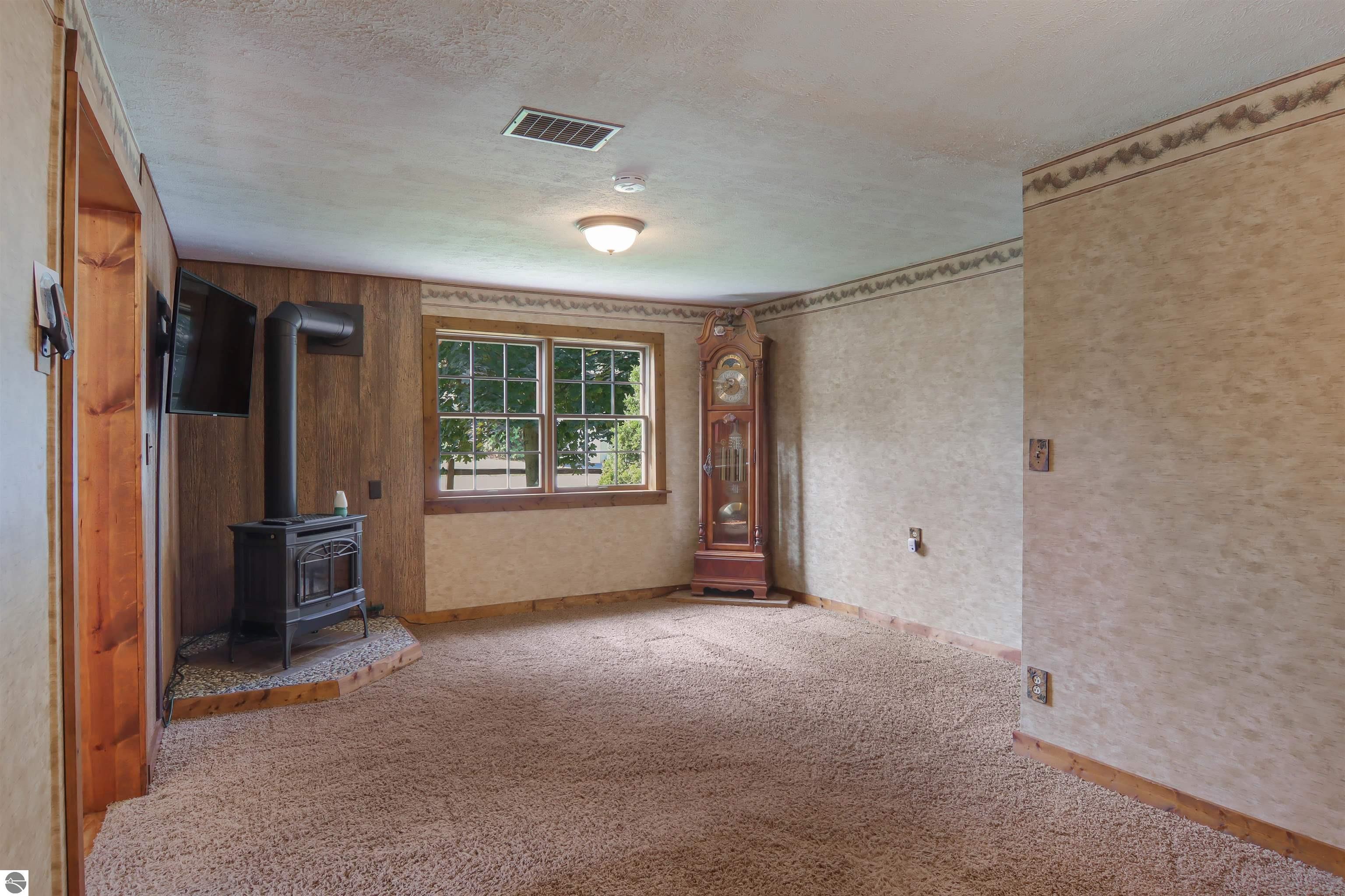 512 W Blair Street, Kingsley, MI 49649 — Photo 13